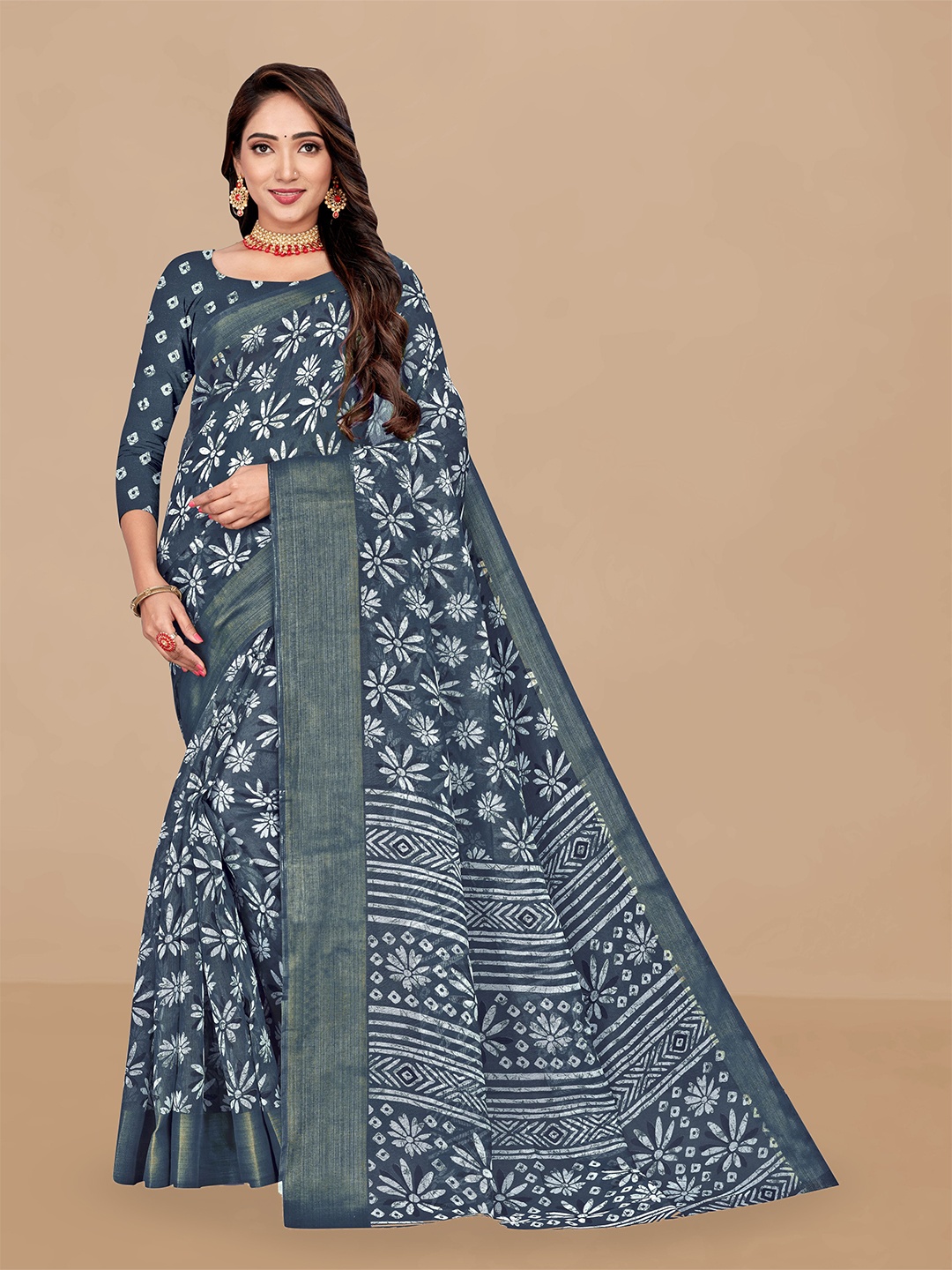 Dori Floral Print Zari Cotton Blend Saree With Blouse Piece, Grey