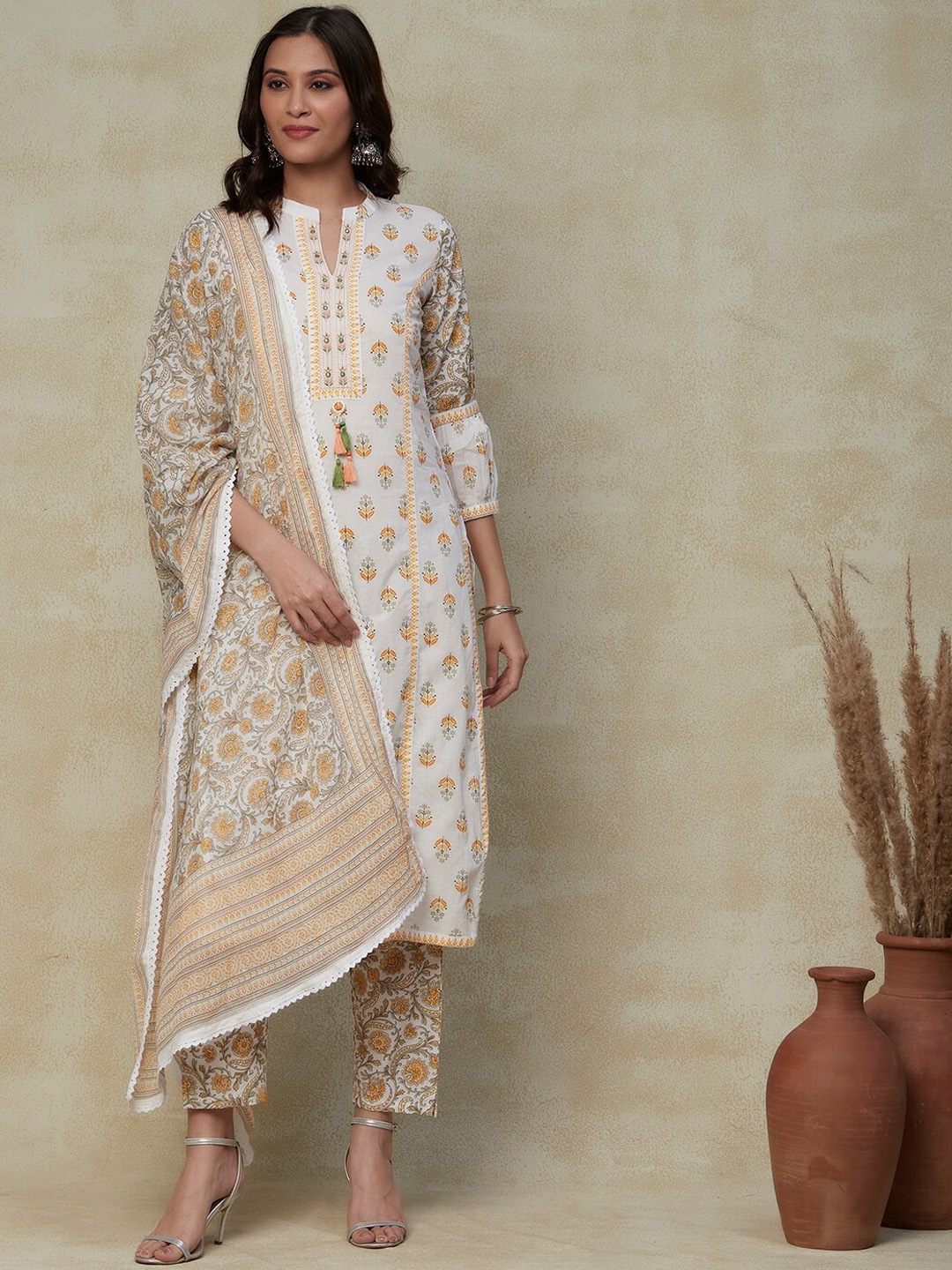 FASHOR Yellow Printed Panelled Mirror Work Pure Cotton Kurta with Trousers & Dupatta
FASHOR Yellow Printed Panelled Mirror Work Pure Cotton Kurta with Trousers & Dupatta