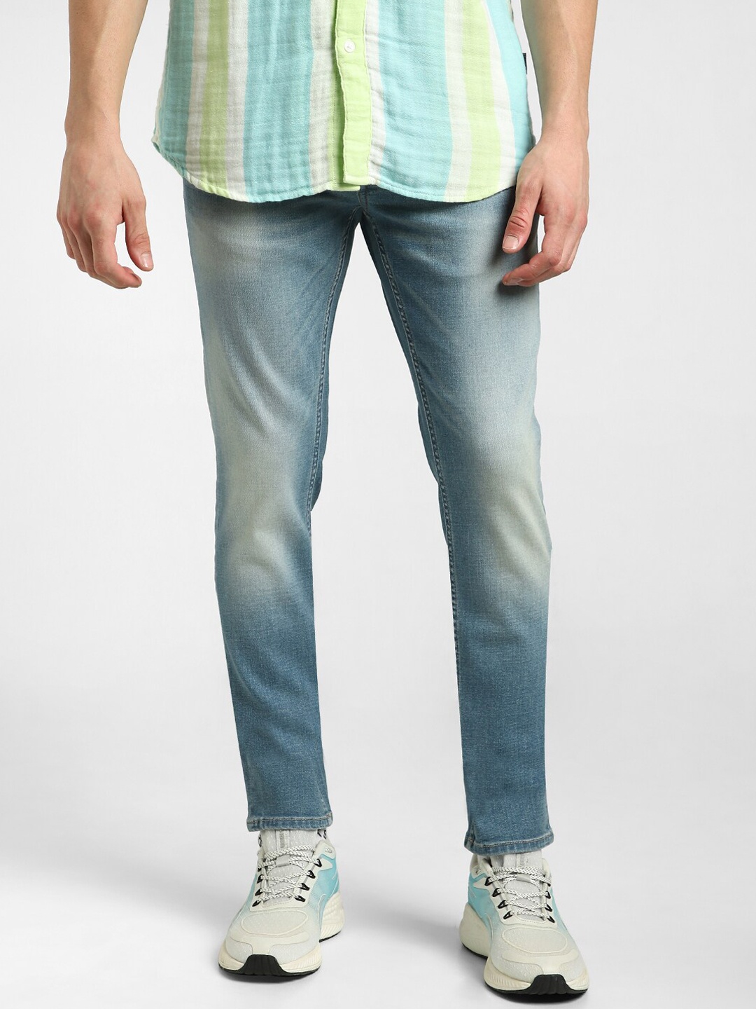 Jack & Jones Men Skinny Fit Low-Rise Clean Look Heavy Fade Stretchable Jeans, Blue
Jack & Jones Men Skinny Fit Low-Rise Clean Look Heavy Fade Stretchable Jeans, Blue