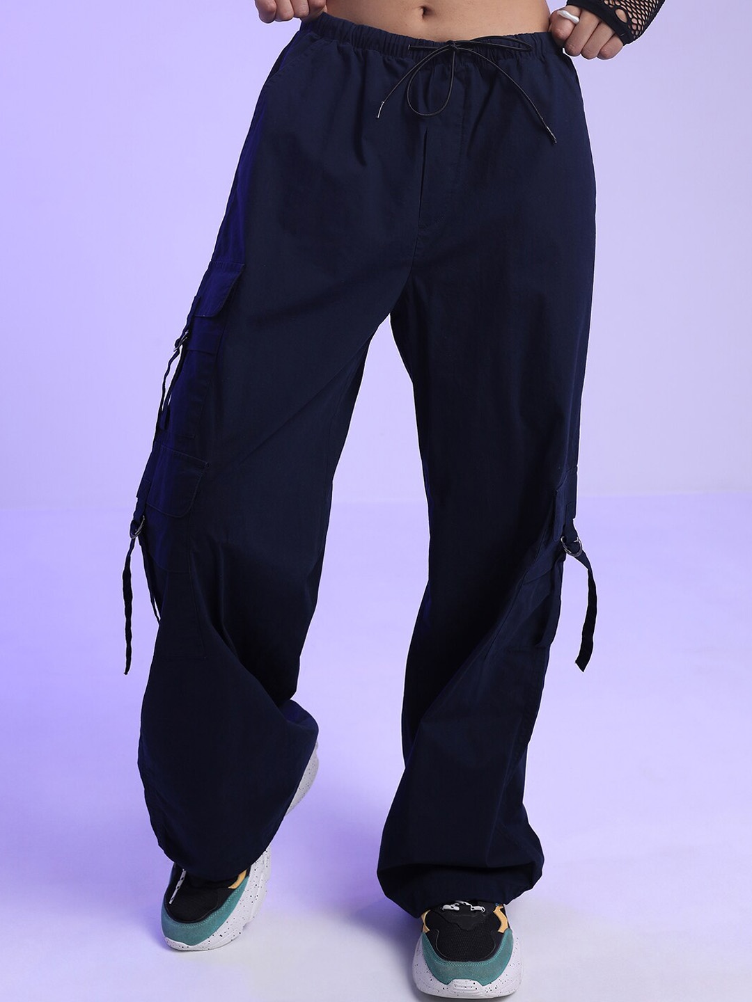 Street By Tokyo Talkies Women Cotton Mid-Rise Plain Loose Fit Parachute Cargos, Navy blue
Street By Tokyo Talkies Women Cotton Mid-Rise Plain Loose Fit Parachute Cargos, Navy blue