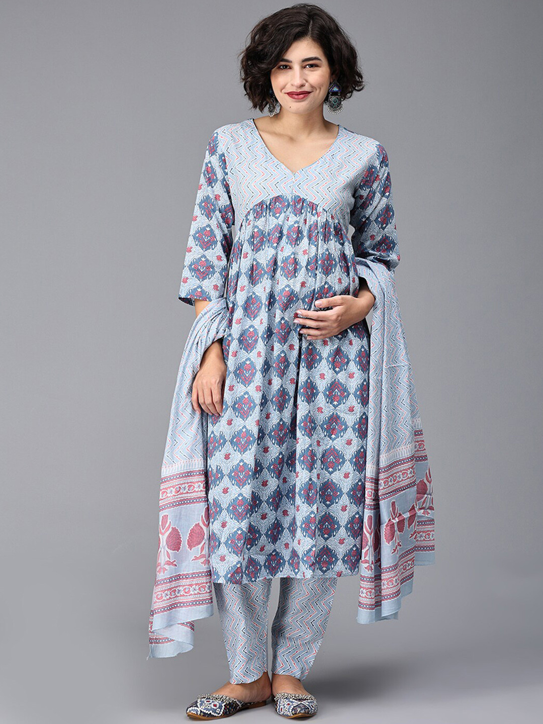 The Mom Store Printed Pure Cotton Maternity A-Line Kurta with Trousers & With Dupatta, Blue
The Mom Store Printed Pure Cotton Maternity A-Line Kurta with Trousers & With Dupatta, Blue