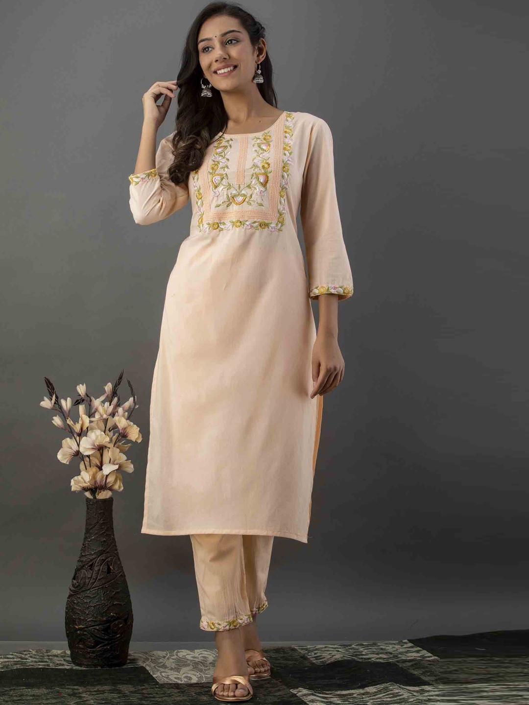 JAIPUR FASHION MODE Floral Yoke Design Regular Thread Work Kurta With Trousers, Cream
JAIPUR FASHION MODE Floral Yoke Design Regular Thread Work Kurta With Trousers, Cream