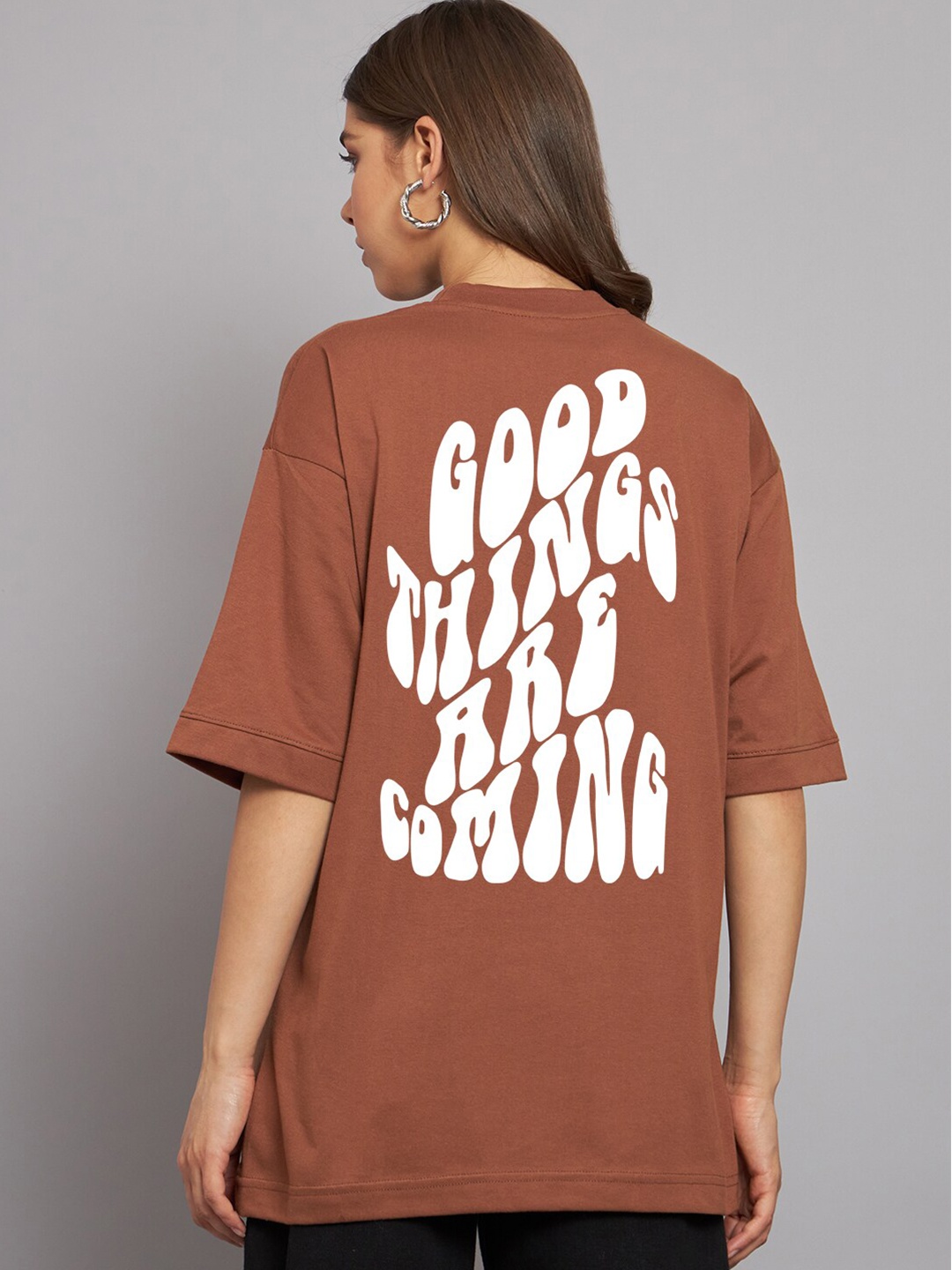 Imsa Moda Typography Printed Drop-Shoulder Sleeves Cotton Oversized T-shirt, Coffee brown
Imsa Moda Typography Printed Drop-Shoulder Sleeves Cotton Oversized T-shirt, Coffee brown