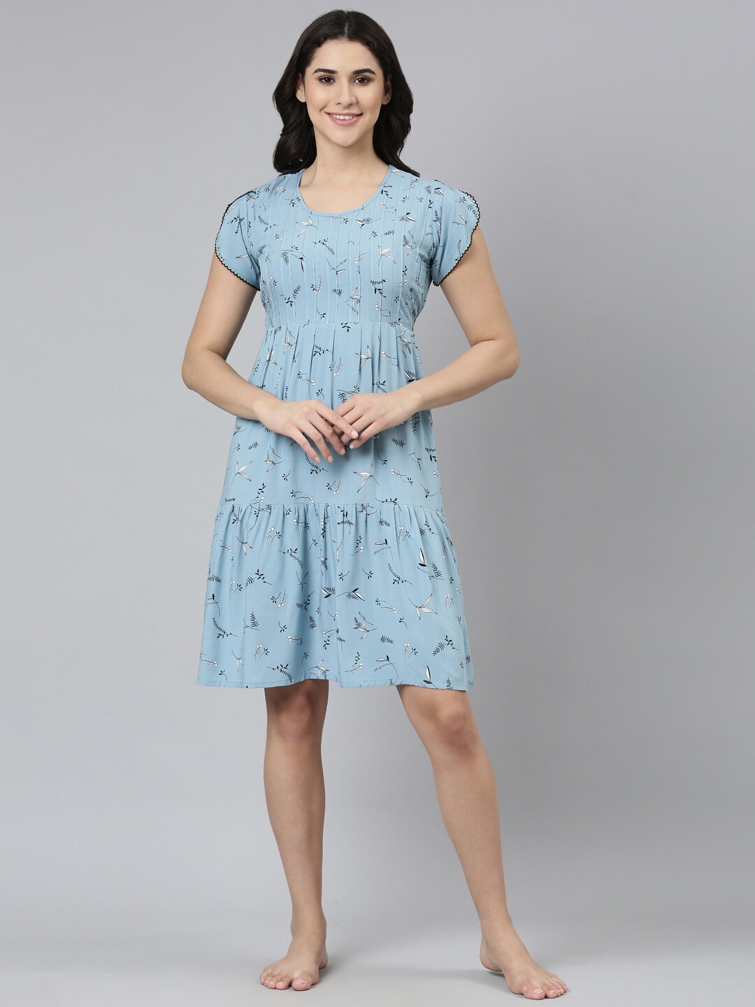 GOLDSTROMS Floral Printed Round Neck Short Sleeve Regular Nightdress, Turquoise blue
GOLDSTROMS Floral Printed Round Neck Short Sleeve Regular Nightdress, Turquoise blue