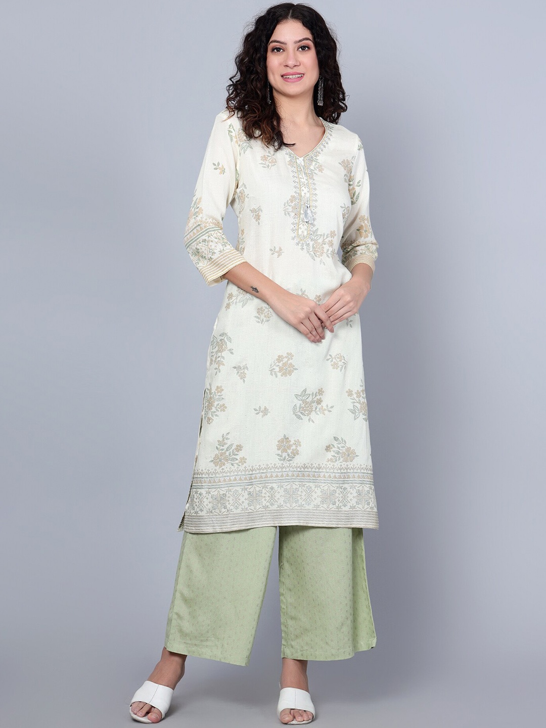 Cantabil Floral Printed Regular Thread Work Pure Cotton Kurta With Palazzos, Off white
Cantabil Floral Printed Regular Thread Work Pure Cotton Kurta With Palazzos, Off white
