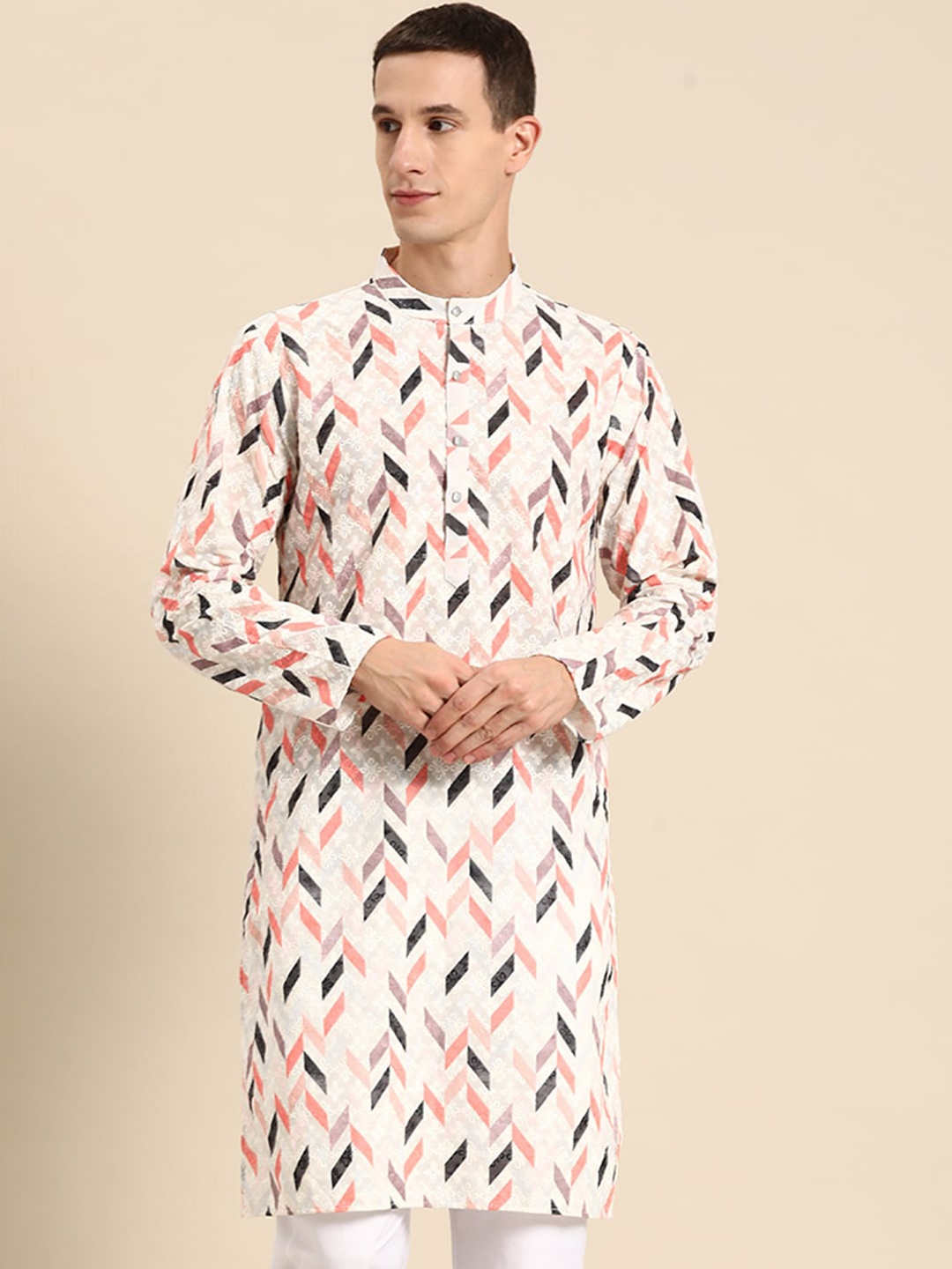 Anouk Geometric Printed Mandarin Collar Thread Work Pure Cotton Kurta, Off white
Anouk Geometric Printed Mandarin Collar Thread Work Pure Cotton Kurta, Off white