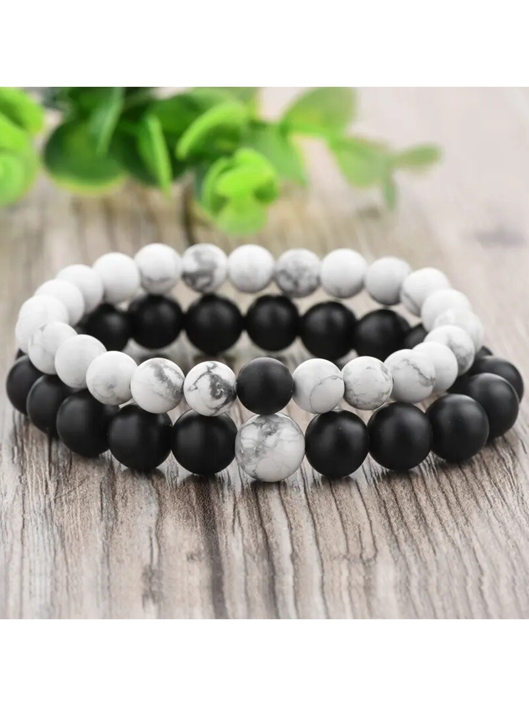 MEENAZ Unisex Set Of 2 Silver-Plated Magnetic Couple Adjustable Elasticated Bracelets
MEENAZ Unisex Set Of 2 Silver-Plated Magnetic Couple Adjustable Elasticated Bracelets