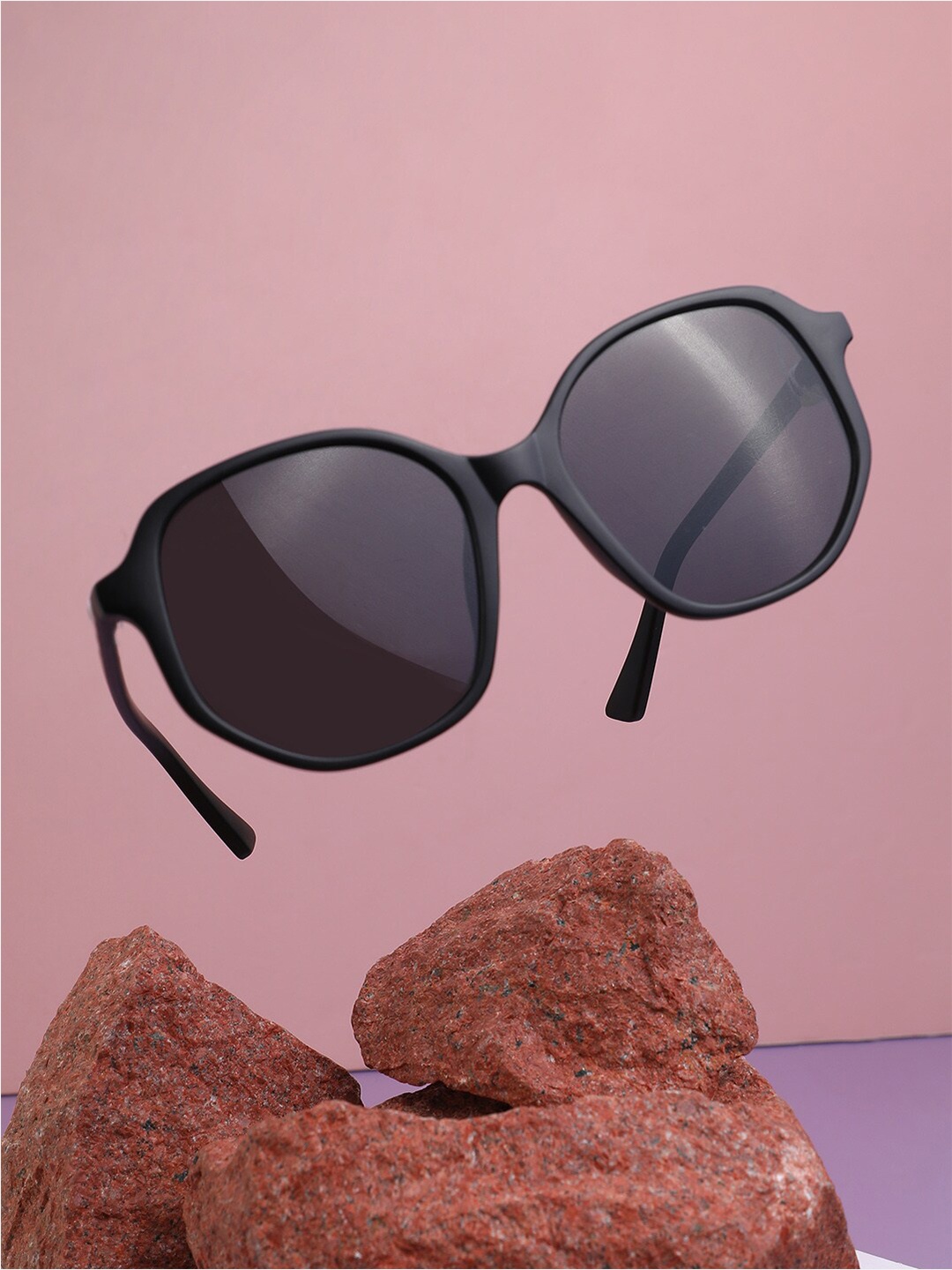 HAUTE SAUCE by Campus Sutra Women Other Sunglasses With Polarised Lens AW23_HSSG1431, Black
HAUTE SAUCE by Campus Sutra Women Other Sunglasses With Polarised Lens AW23_HSSG1431, Black