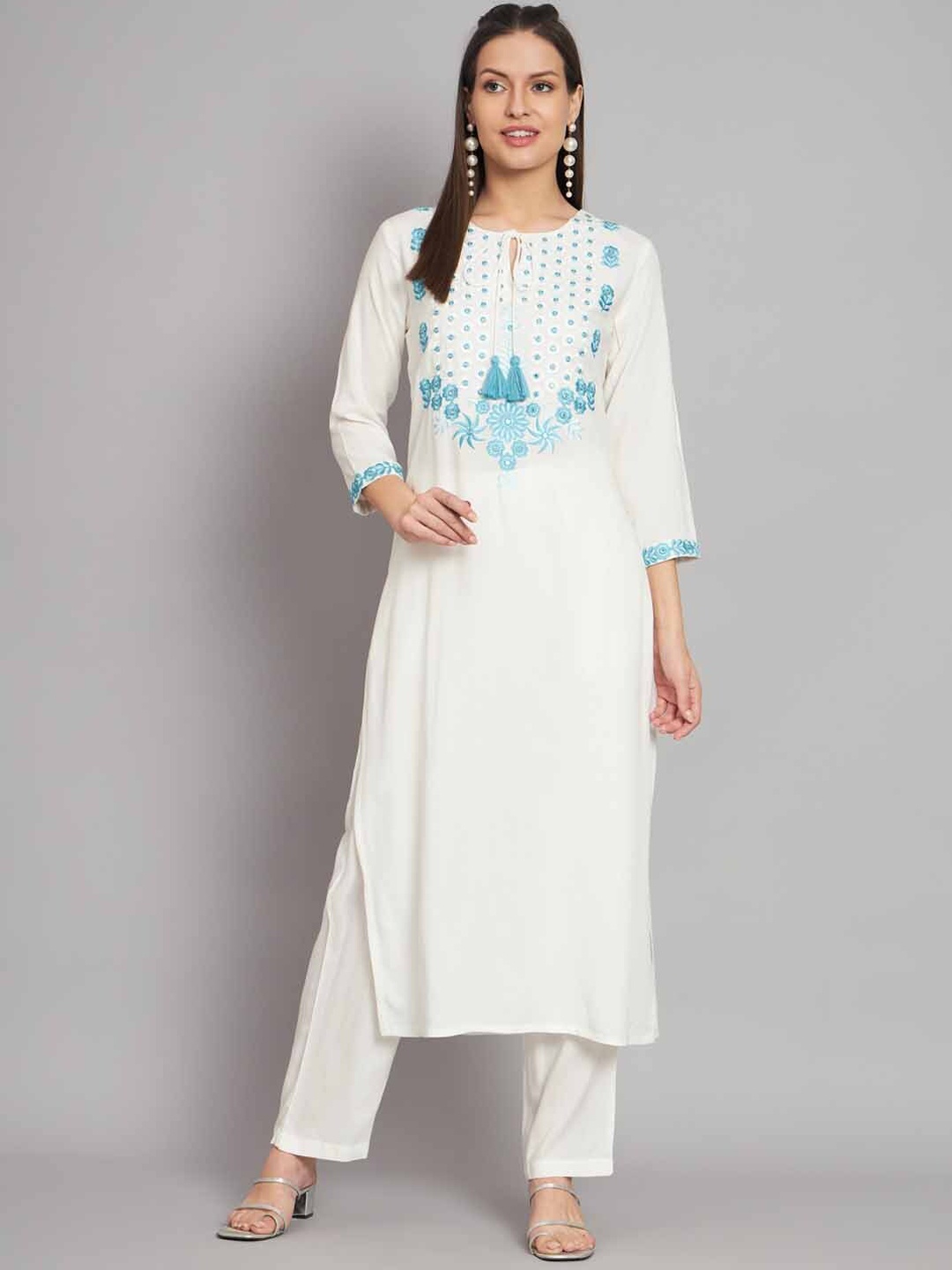KALINI Floral Embroidered Thread Work Round Neck Kurta with Trousers, White
KALINI Floral Embroidered Thread Work Round Neck Kurta with Trousers, White