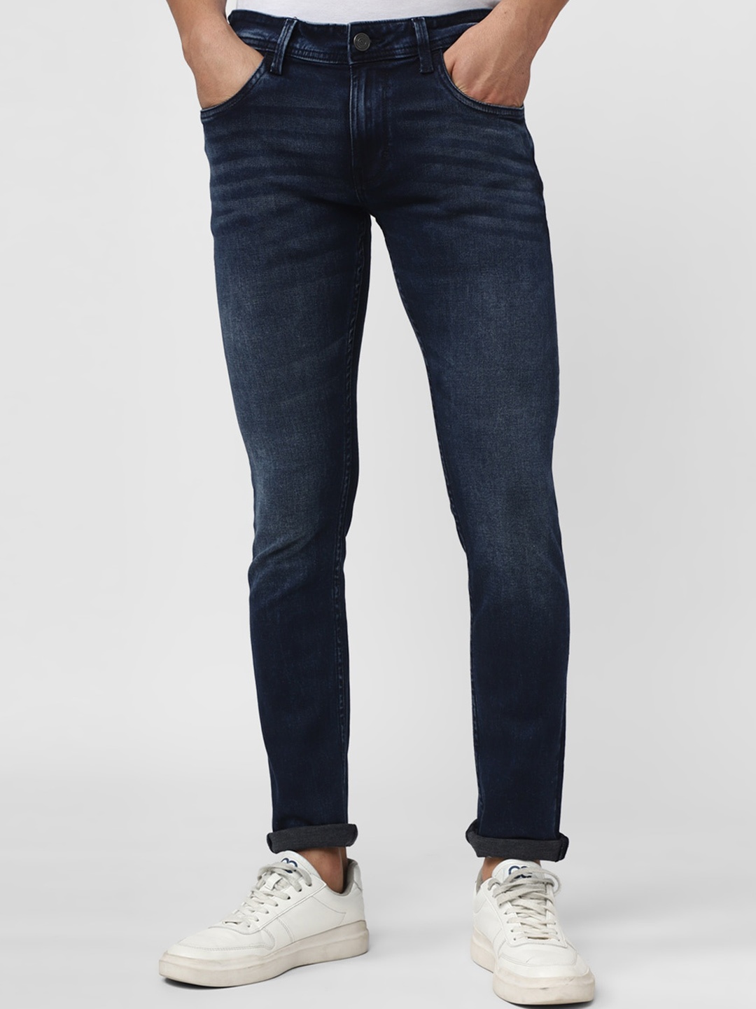 Peter England Casuals Men Skinny Fit Mid-Rise Clean Look Light Fade Jeans, Navy blue
Peter England Casuals Men Skinny Fit Mid-Rise Clean Look Light Fade Jeans, Navy blue