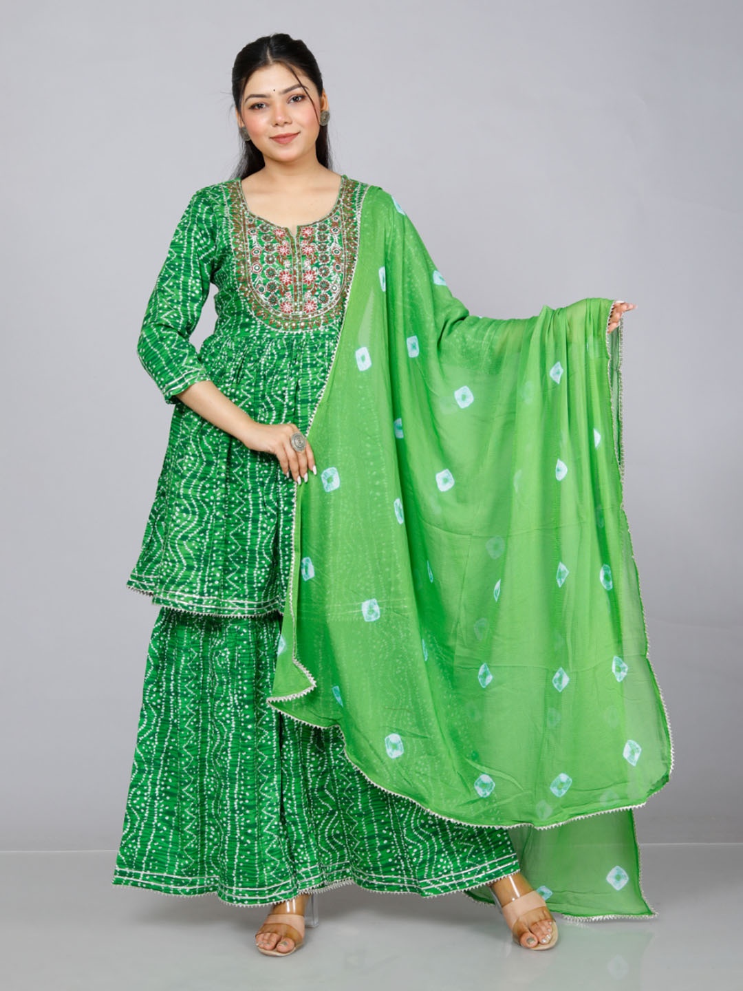KALINI Bandhani Ethnic Motifs Printed Gotta Patti Anarkali Kurti with Sharara & Dupatta, Green
KALINI Bandhani Ethnic Motifs Printed Gotta Patti Anarkali Kurti with Sharara & Dupatta, Green