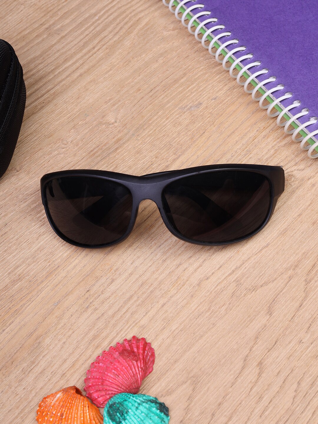 Kastner Unisex Lens & Oval Sunglasses with Polarised and UV Protected Lens FASTCP_BLK, Black
Kastner Unisex Lens & Oval Sunglasses with Polarised and UV Protected Lens FASTCP_BLK, Black