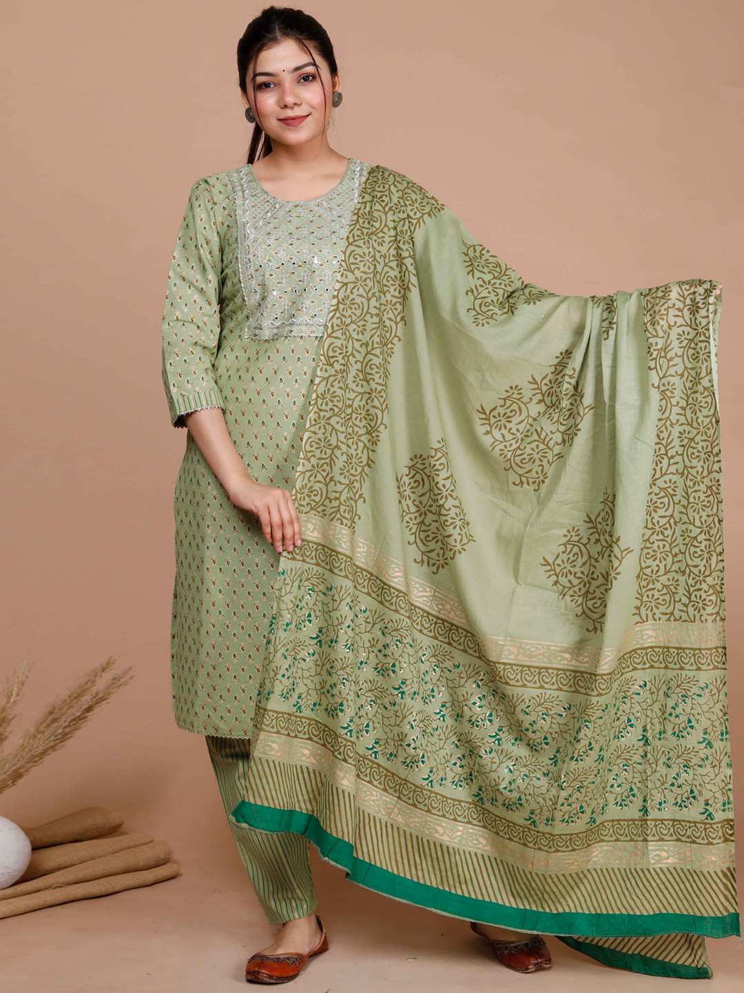 MIRAVAN Ethnic Motifs Printed Pure Cotton Kurta With Trousers & With Dupatta, Green 
MIRAVAN Ethnic Motifs Printed Pure Cotton Kurta With Trousers & With Dupatta, Green
