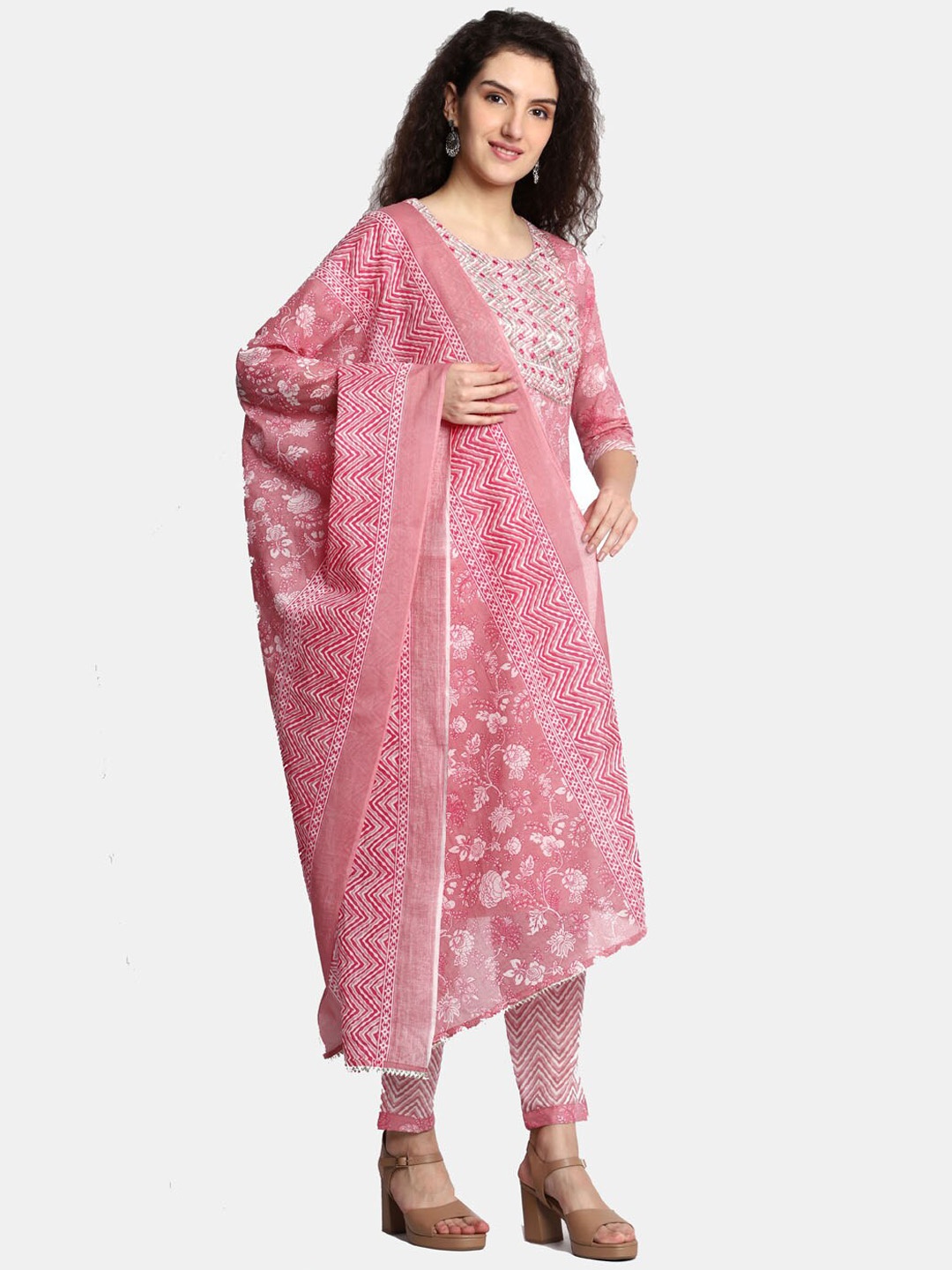 HIGHLIGHT FASHION EXPORT Ethnic Motifs Printed Pure Cotton Kurta With Trousers & Dupatta, Pink
HIGHLIGHT FASHION EXPORT Ethnic Motifs Printed Pure Cotton Kurta With Trousers & Dupatta, Pink
