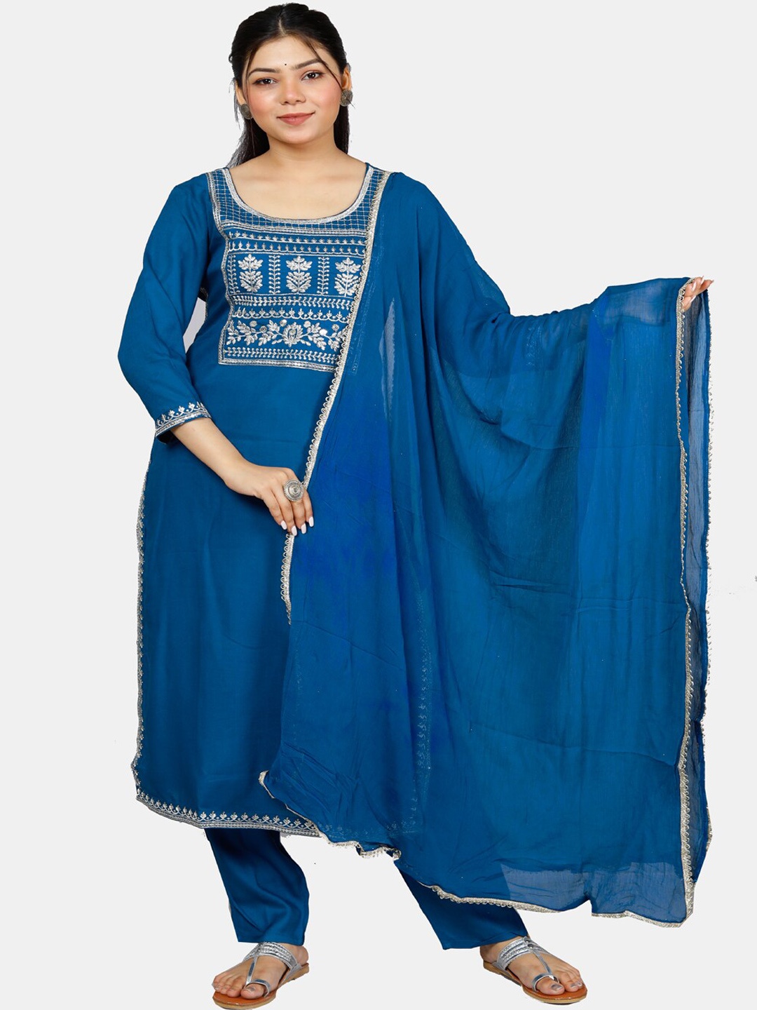 HIGHLIGHT FASHION EXPORT Yoke Design Floral Embroidered Kurta With Trousers & With Dupatta, Blue
HIGHLIGHT FASHION EXPORT Yoke Design Floral Embroidered Kurta With Trousers & With Dupatta, Blue