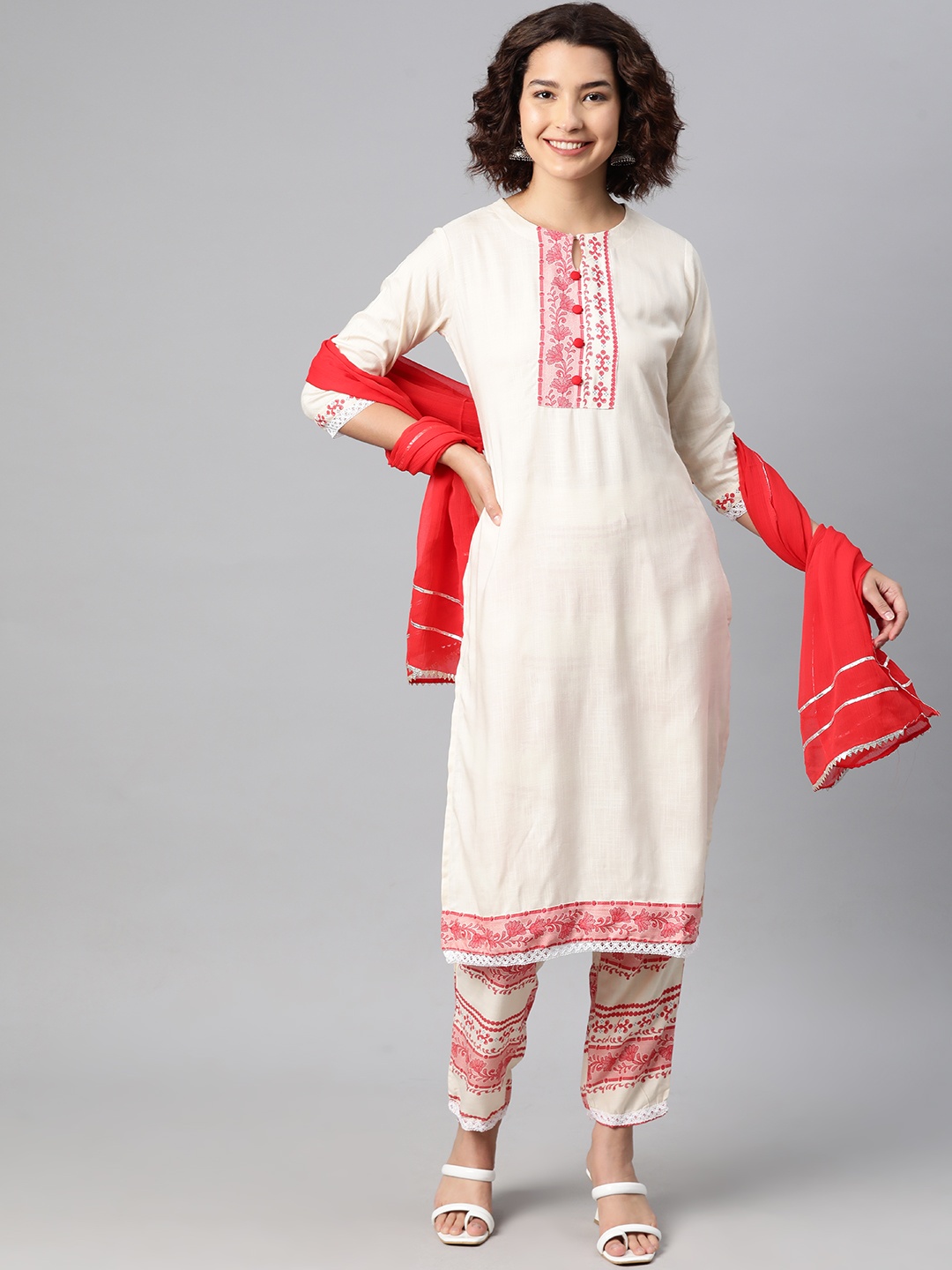 V TRADITION Women Ethnic Motifs Yoke Design Regular Kurta with Trousers & With Dupatta, White
V TRADITION Women Ethnic Motifs Yoke Design Regular Kurta with Trousers & With Dupatta, White