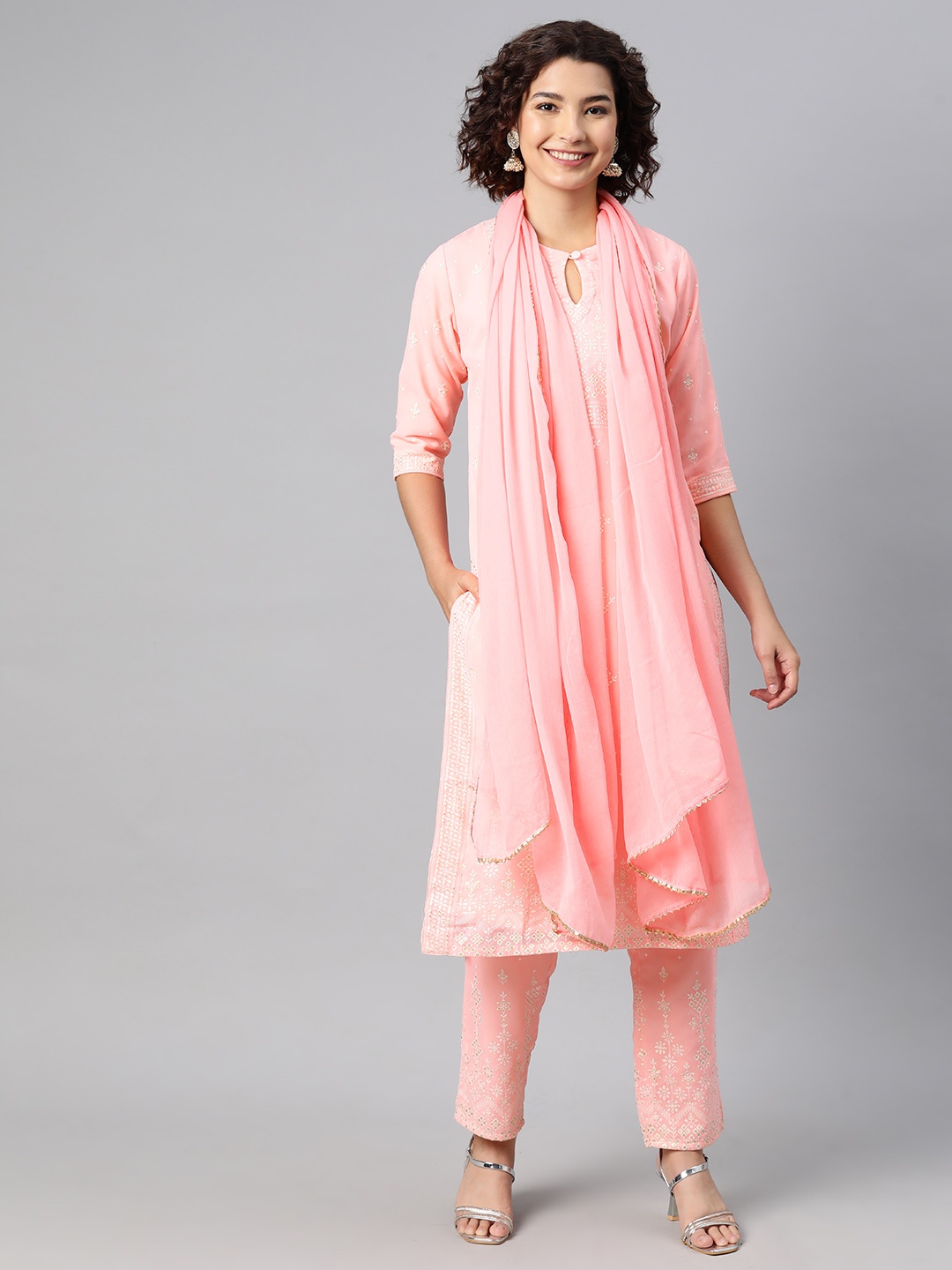 V TRADITION Women Ethnic Motifs Printed Regular Kurta with Trousers & With Dupatta, Pink
V TRADITION Women Ethnic Motifs Printed Regular Kurta with Trousers & With Dupatta, Pink