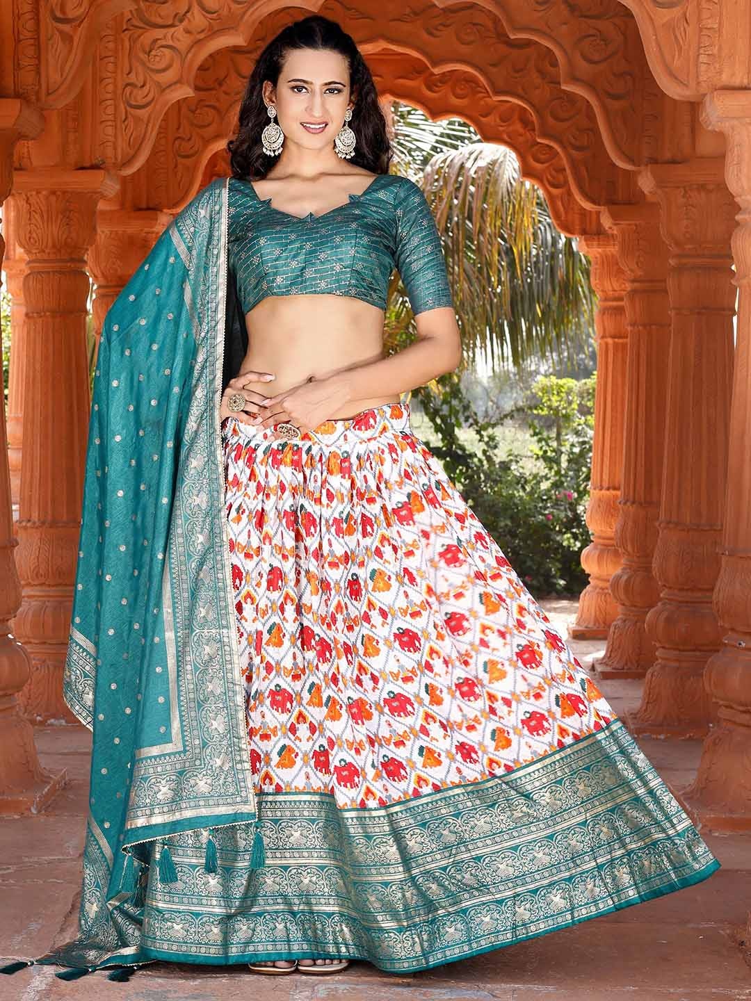ASPORA Printed Foil Print Semi-Stitched Lehenga & Unstitched Blouse With Dupatta, Turquoise blue
ASPORA Printed Foil Print Semi-Stitched Lehenga & Unstitched Blouse With Dupatta, Turquoise blue