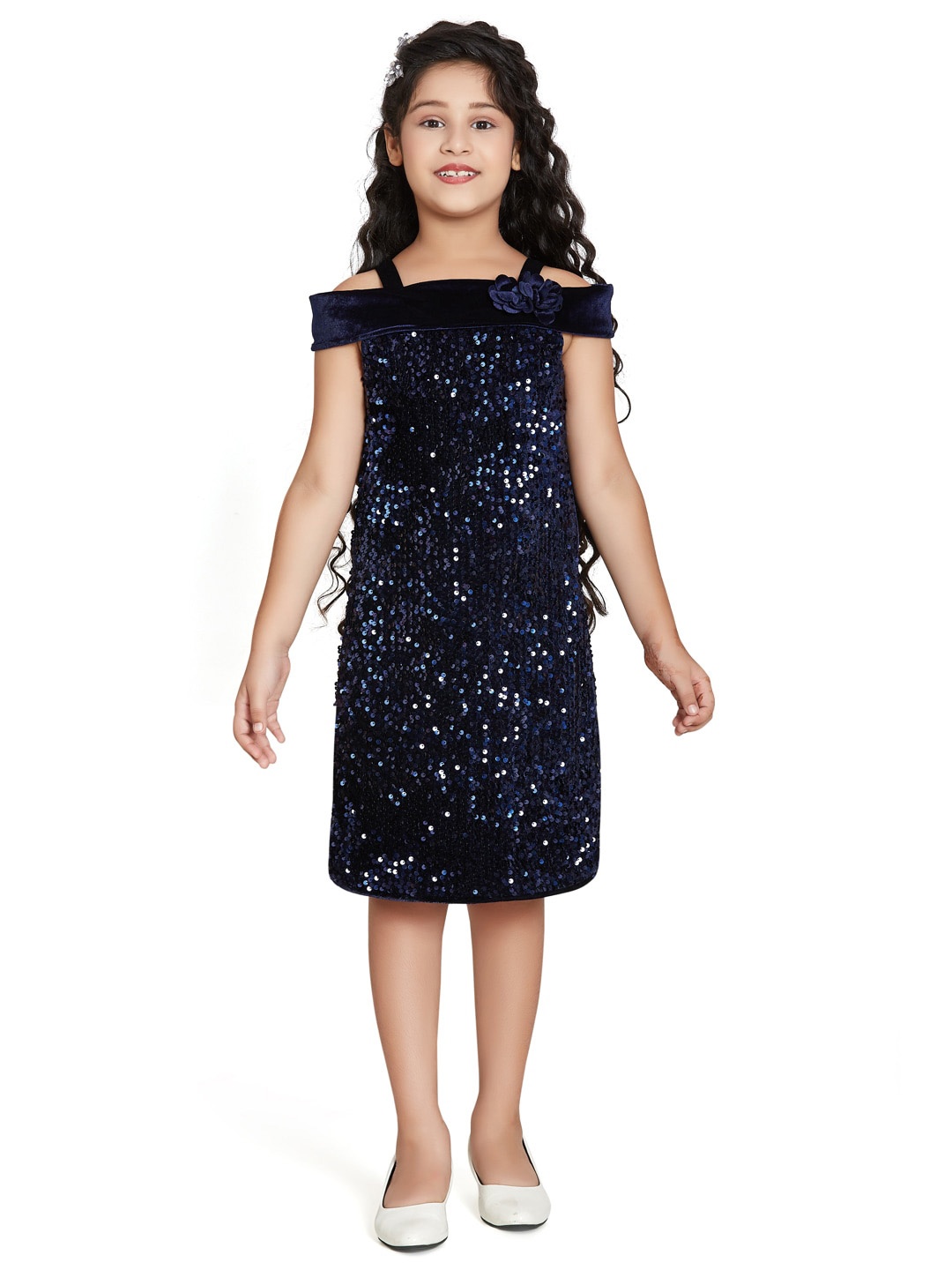 Peppermint Girls Embellished Cold Shoulder Sleeve Bling & Sparkly A Line Dress, Navy blue
Peppermint Girls Embellished Cold Shoulder Sleeve Bling & Sparkly A Line Dress, Navy blue