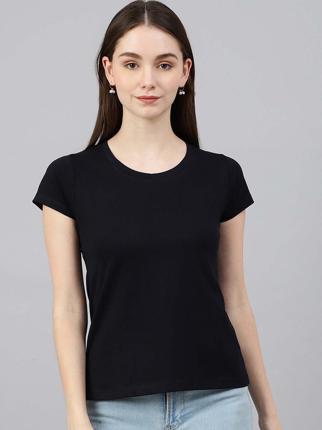 COLOR CAPITAL Round Neck Pure Cotton T-Shirt, Black