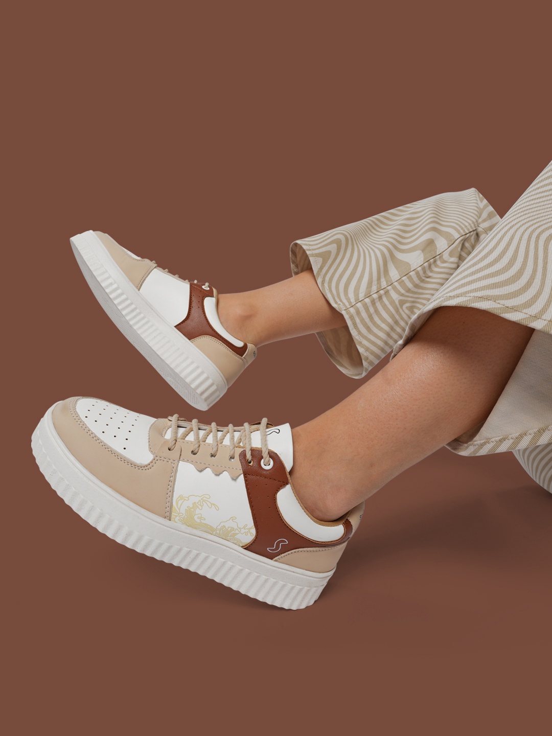 Solethreads Women TORRENT Colourblocked Memory Foam Insole Contrast Sole Sneakers, Beige
Solethreads Women TORRENT Colourblocked Memory Foam Insole Contrast Sole Sneakers, Beige