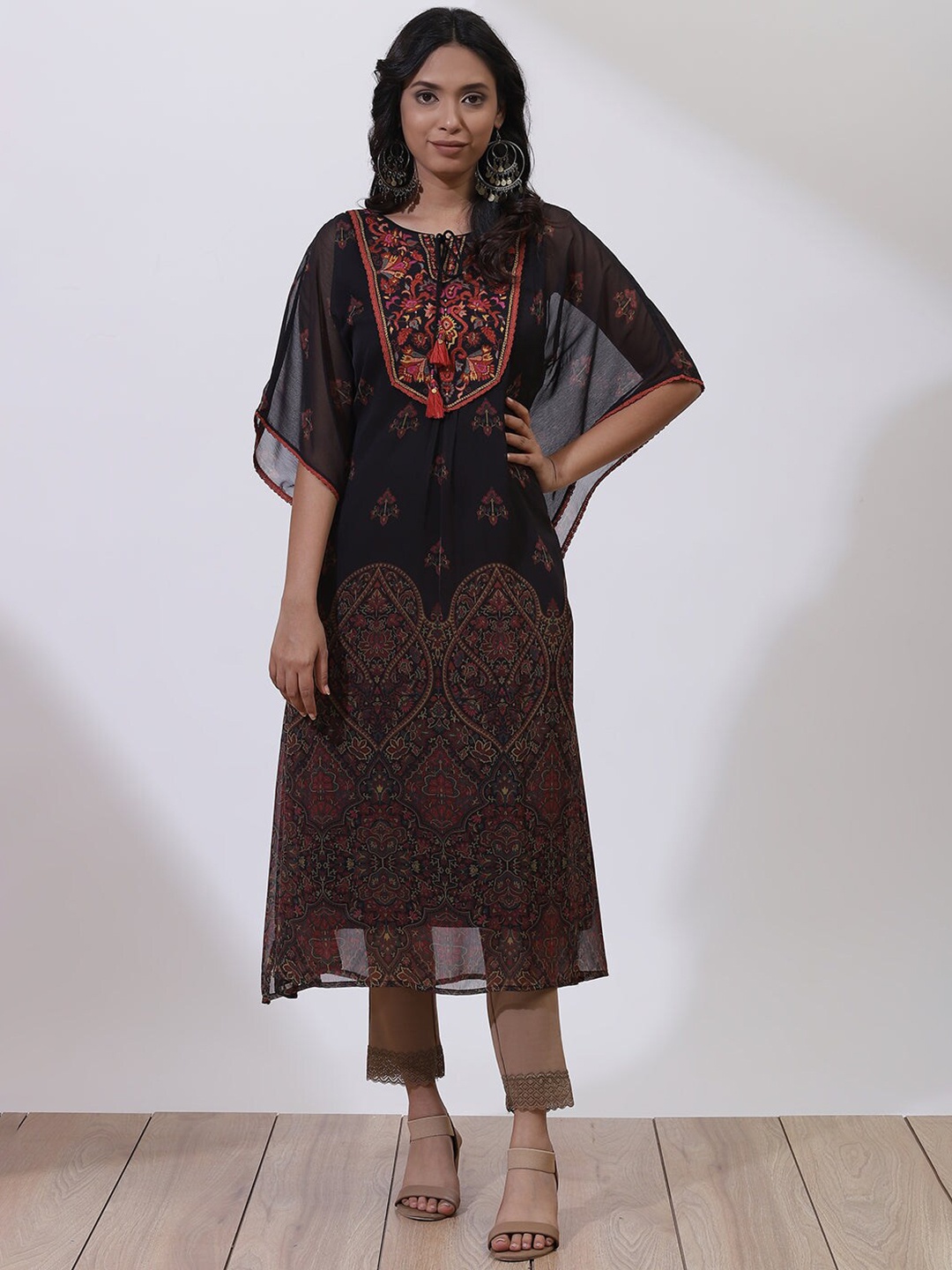 Lakshita Ethnic Motifs Embroidered Extended Sleeves Pure Georgette Kaftan Kurta, Black
Lakshita Ethnic Motifs Embroidered Extended Sleeves Pure Georgette Kaftan Kurta, Black