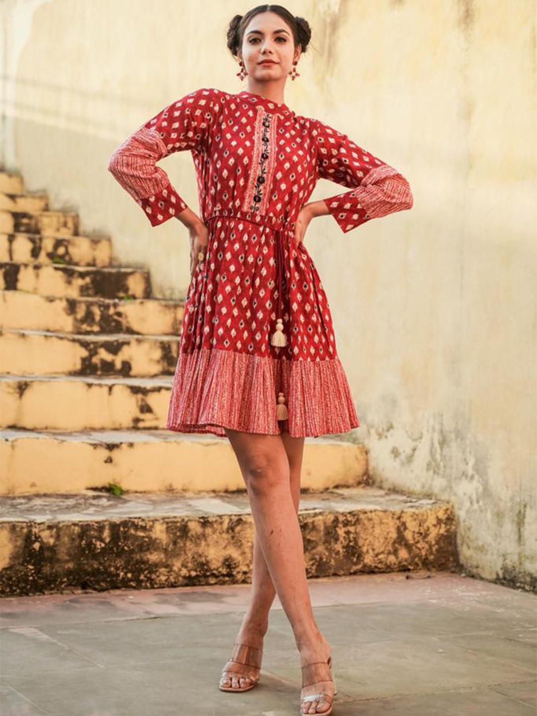 Ittarr Floral Printed High Neck Cuffed Sleeves Tie-Ups Cotton Fit & Flare Dress, Red
Ittarr Floral Printed High Neck Cuffed Sleeves Tie-Ups Cotton Fit & Flare Dress, Red