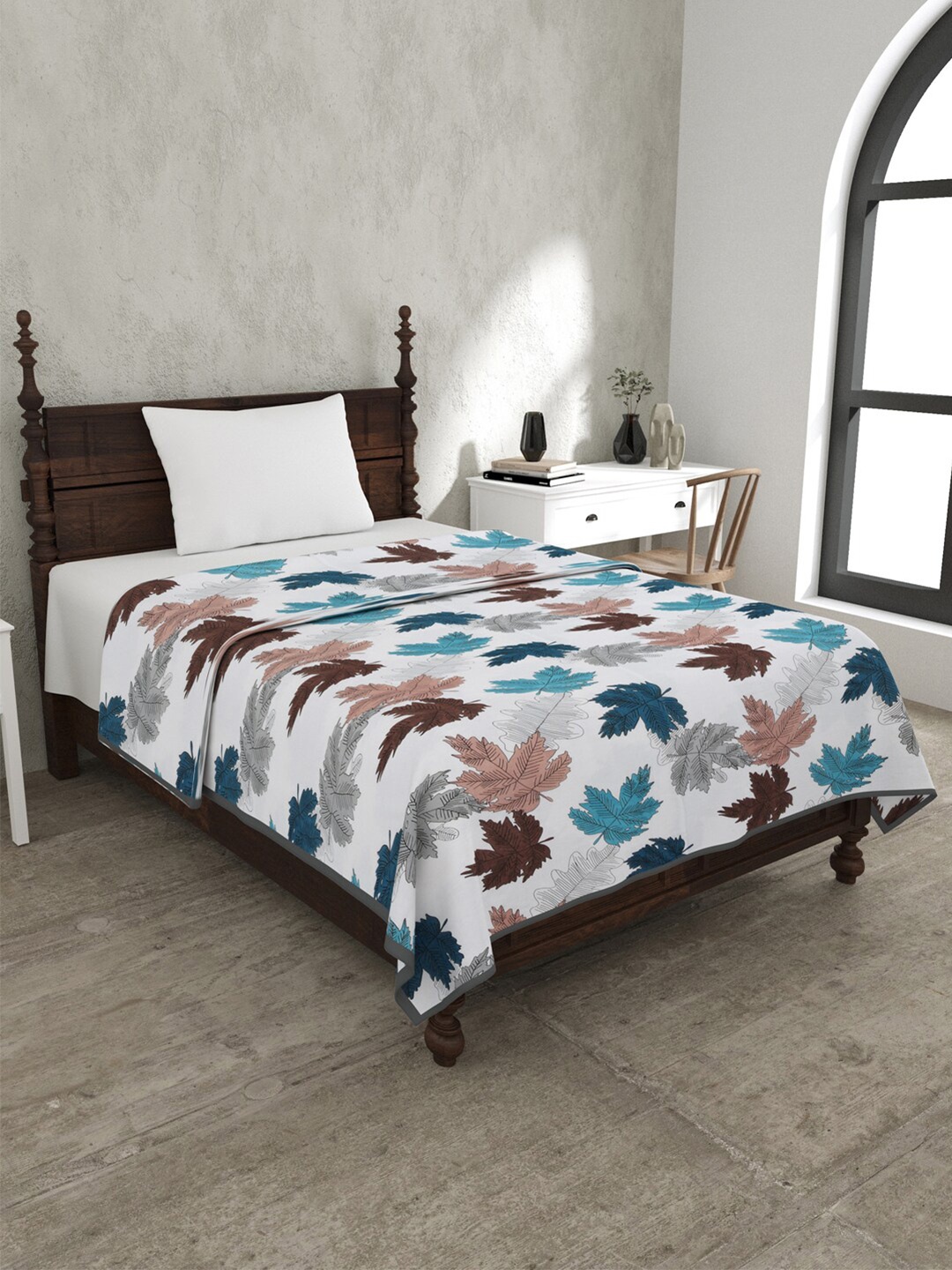 

JAIPUR FABRIC Maple Leaf White & Blue Mild Winter 120 GSM Cotton Single Bed Dohar