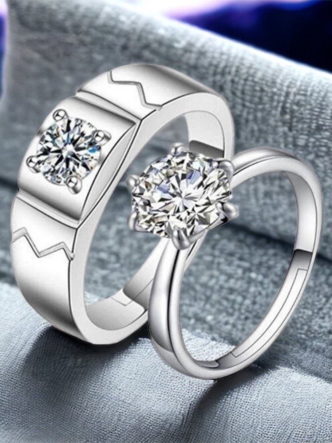 MYKI Unisex Set Of 2 Silver-Plated & Cubic Zirconia-Studded Couple Adjustable Finger Rings
MYKI Unisex Set Of 2 Silver-Plated & Cubic Zirconia-Studded Couple Adjustable Finger Rings