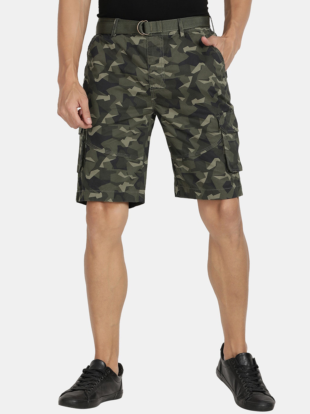 RUG WOODS Men Camouflage Printed Pure Cotton Cargo Shorts, Green
RUG WOODS Men Camouflage Printed Pure Cotton Cargo Shorts, Green