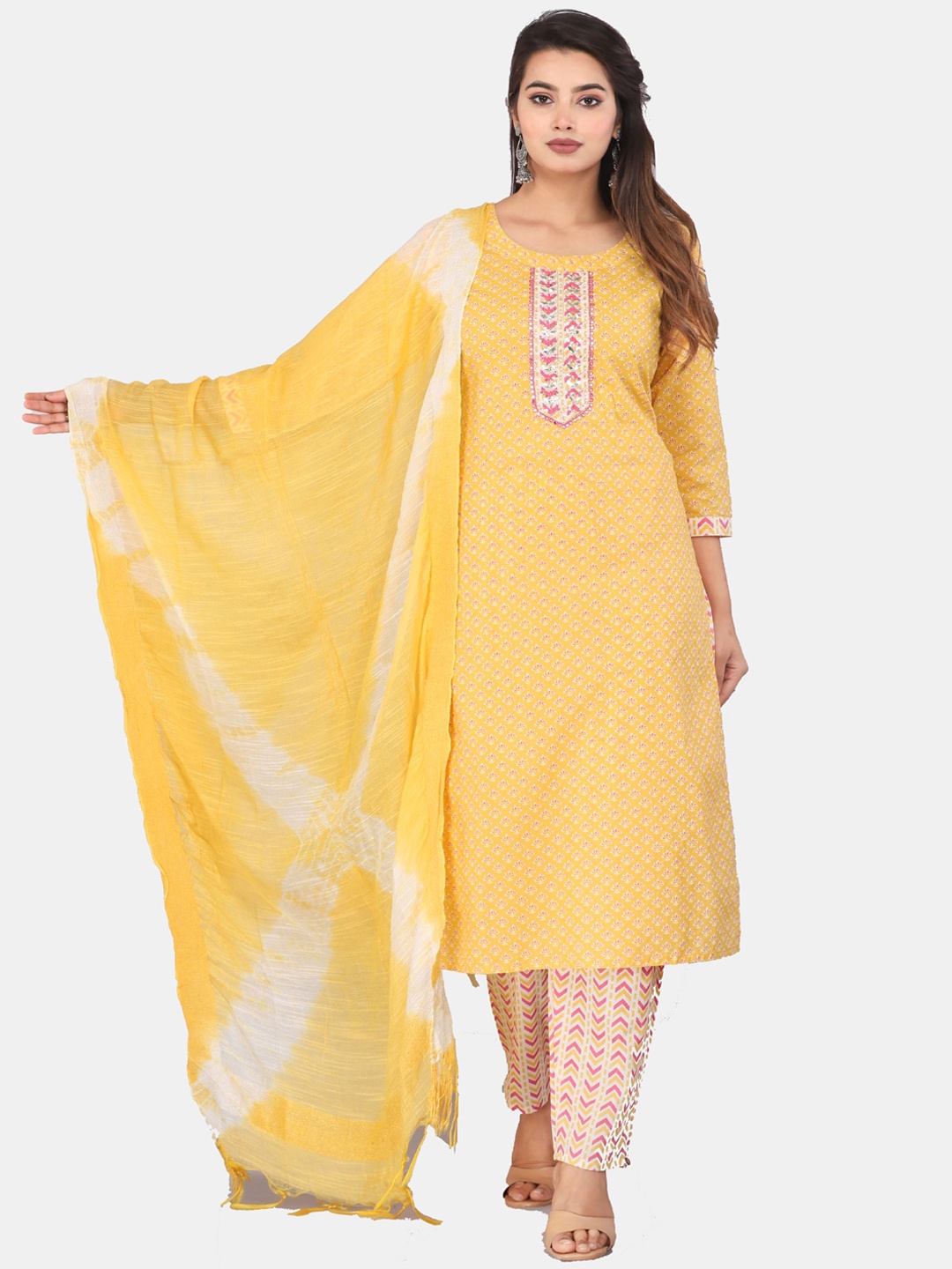 HIGHLIGHT FASHION EXPORT Floral Printed Pure Cotton Kurta & Trousers With Dupatta, Yellow
HIGHLIGHT FASHION EXPORT Floral Printed Pure Cotton Kurta & Trousers With Dupatta, Yellow