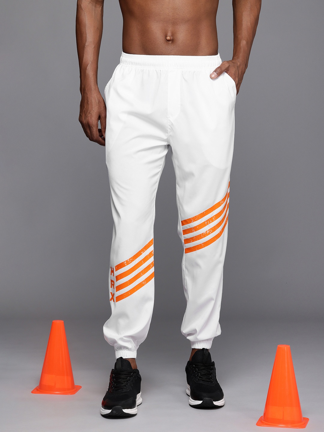 HRX by Hrithik Roshan Men Solid Rapid-Dry Antimicrobial Training Joggers Track Pants, White
HRX by Hrithik Roshan Men Solid Rapid-Dry Antimicrobial Training Joggers Track Pants, White