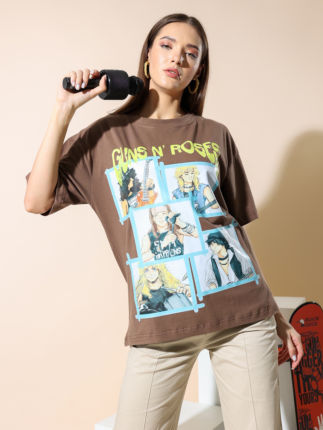 Stylecast X Hersheinbox Graphic Printed Drop-Shoulder Sleeves Pure Cotton T-shirt, Brown
Stylecast X Hersheinbox Graphic Printed Drop-Shoulder Sleeves Pure Cotton T-shirt, Brown
