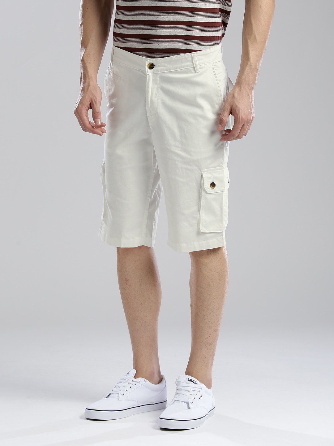Hubberholme Men White Solid Slim Fit Cargo Shorts