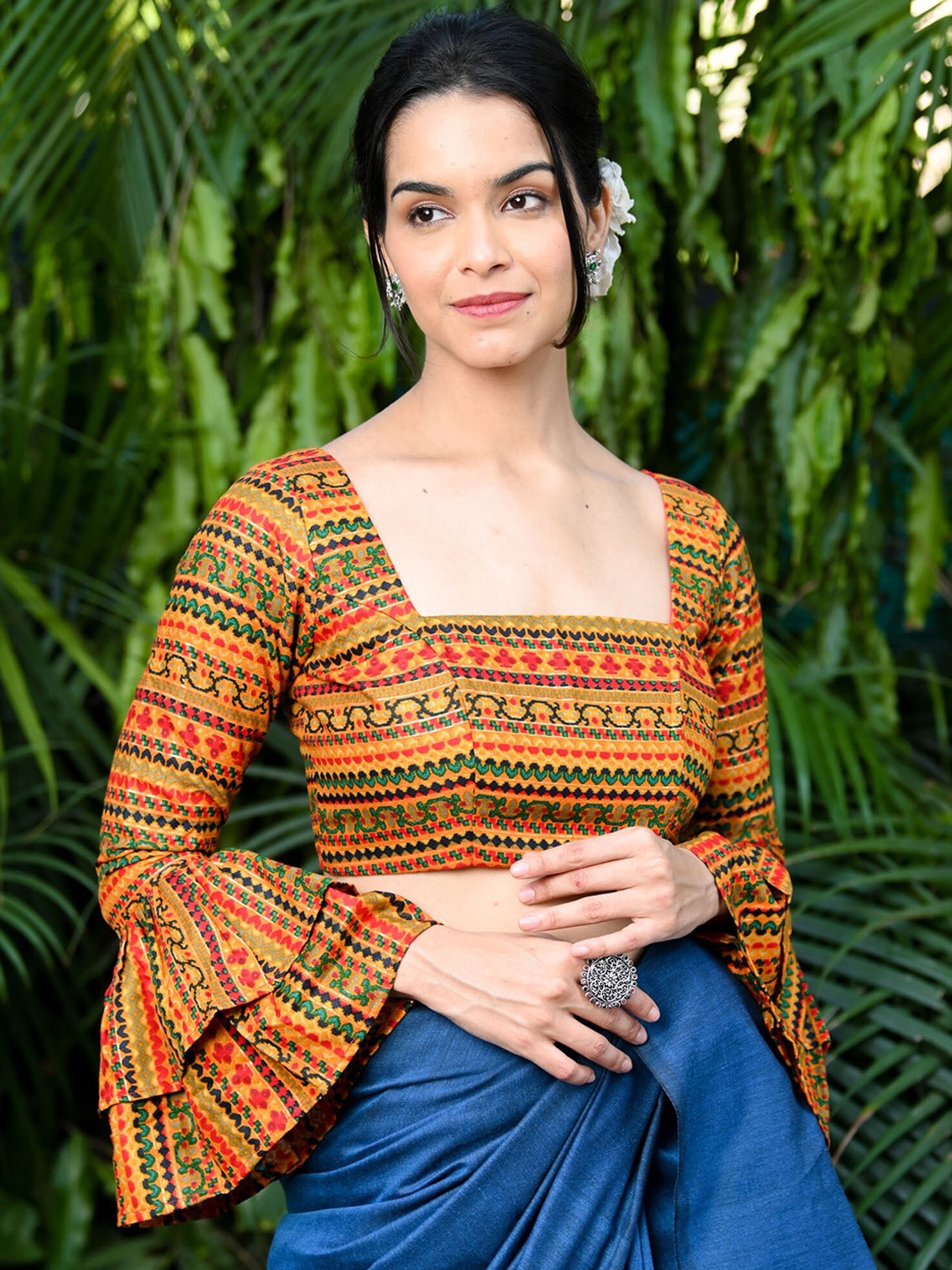 BEATITUDE Ethnic Motifs Foil Printed Bell Sleeves Square Neck Cotton Saree Blouse, Yellow
BEATITUDE Ethnic Motifs Foil Printed Bell Sleeves Square Neck Cotton Saree Blouse, Yellow