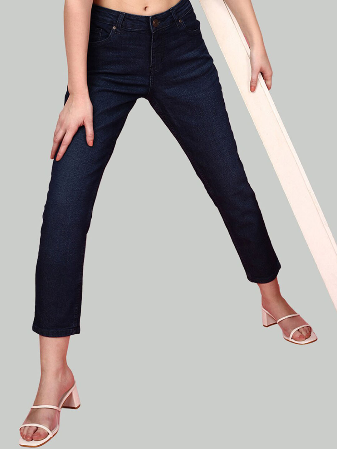 JUNEBERRY Women Original Slim Fit High-Rise Clean Look Stretchable Jeans, Blue 
JUNEBERRY Women Original Slim Fit High-Rise Clean Look Stretchable Jeans, Blue