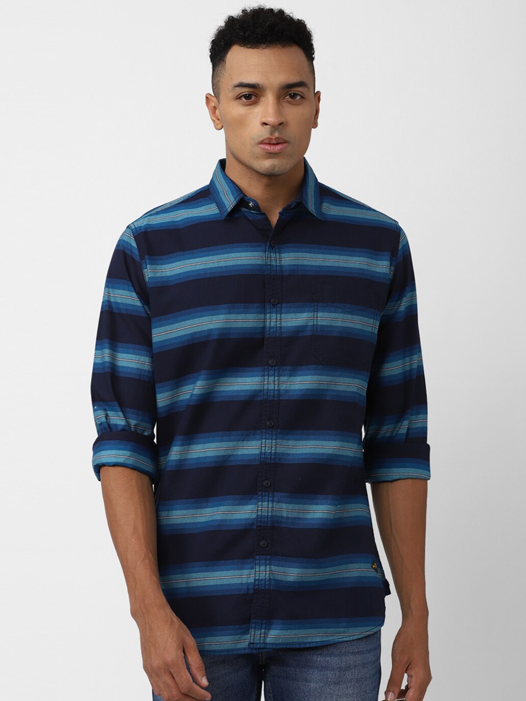 VAN HEUSEN DENIM LABS Slim Fit Horizontal Stripes Pure Cotton Casual Shirt, Navy blue
VAN HEUSEN DENIM LABS Slim Fit Horizontal Stripes Pure Cotton Casual Shirt, Navy blue