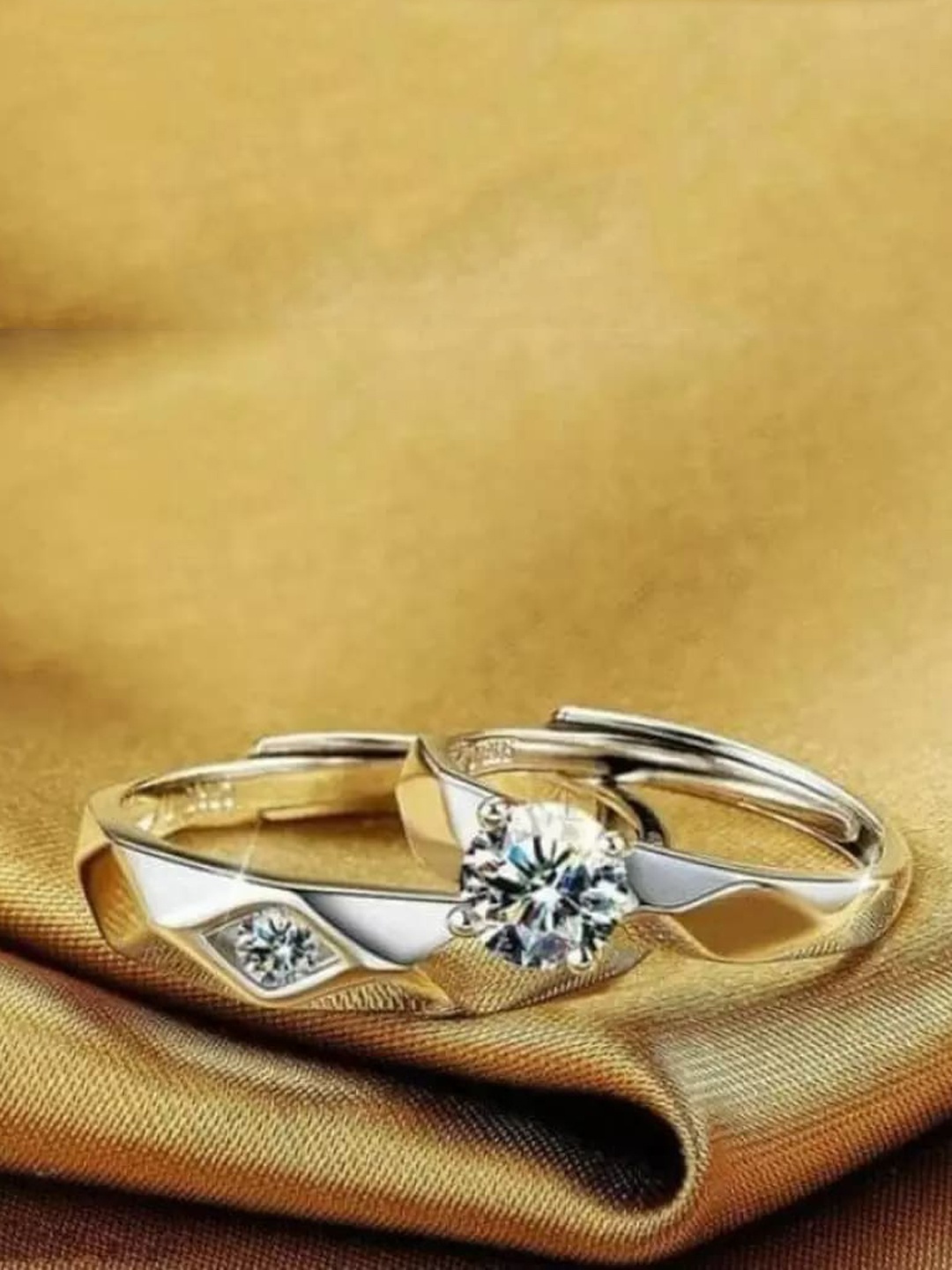 KARISHMA KREATIONS Unisex Set of 2 Silver-Plated American Diamond -Studded Couple Rings
KARISHMA KREATIONS Unisex Set of 2 Silver-Plated American Diamond -Studded Couple Rings