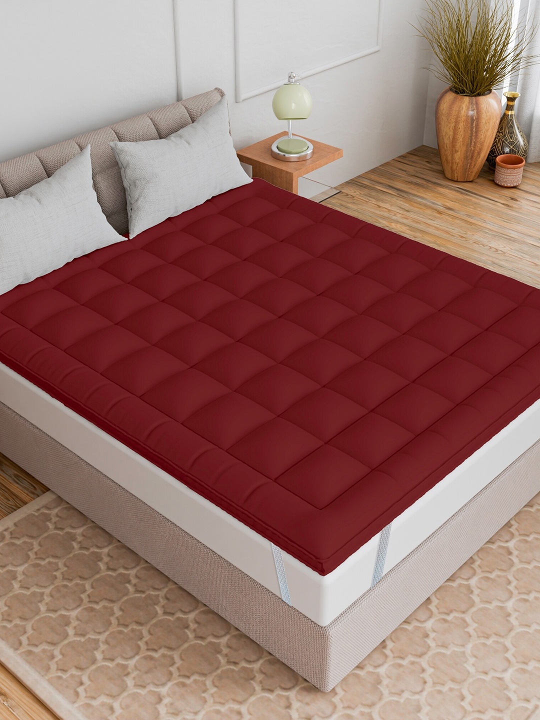 CURIOUS LIFESTYLE Maroon 1000 GSM Breathable Microfibre Double Size Mattress Topper
CURIOUS LIFESTYLE Maroon 1000 GSM Breathable Microfibre Double Size Mattress Topper