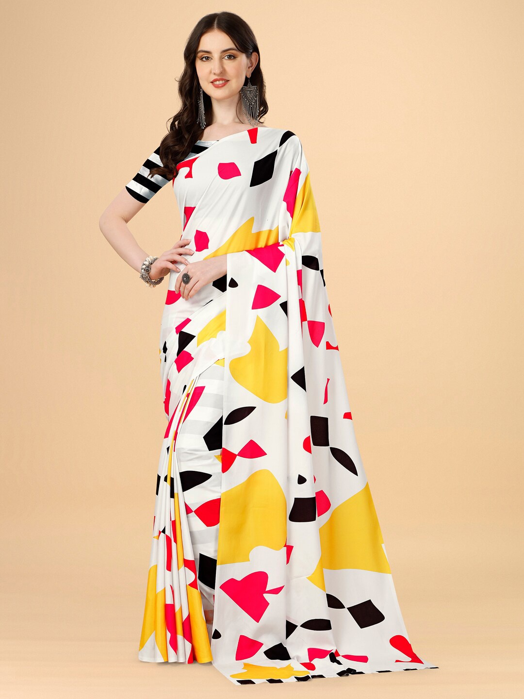 Dori Abstract Printed Satin Saree, White