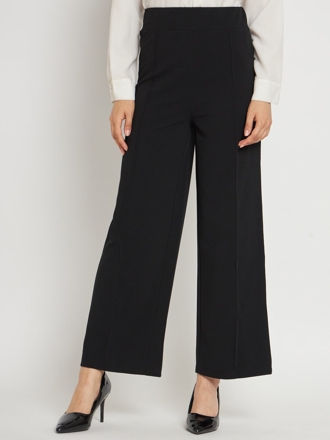 ANVI Be Yourself Women Relaxed Straight Leg Straight Fit Reversible Parallel Trousers, Black
ANVI Be Yourself Women Relaxed Straight Leg Straight Fit Reversible Parallel Trousers, Black