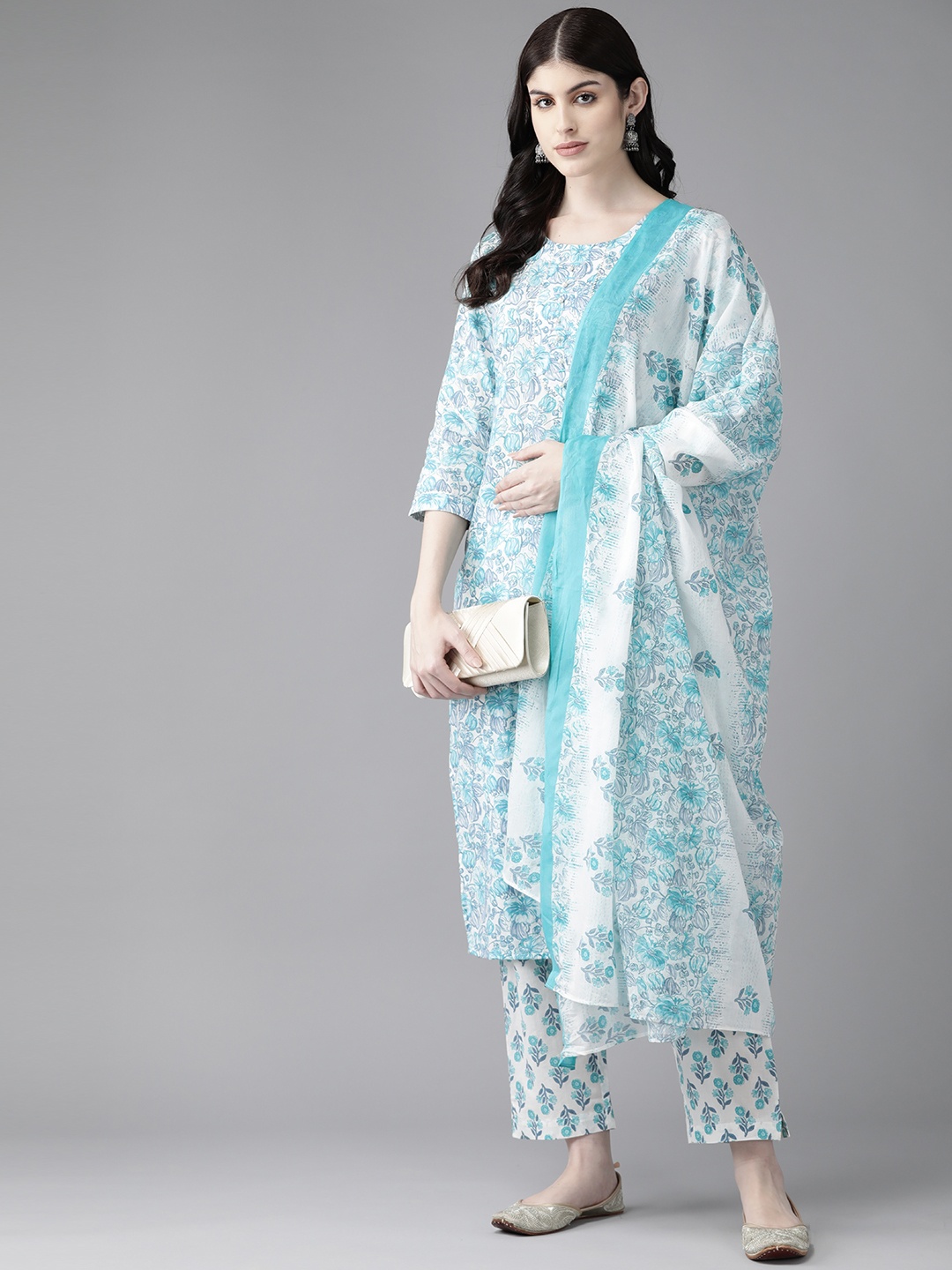 Yufta Floral Printed Regular Gotta Patti Pure Cotton Kurta with Trousers & Dupatta, White
Yufta Floral Printed Regular Gotta Patti Pure Cotton Kurta with Trousers & Dupatta, White
