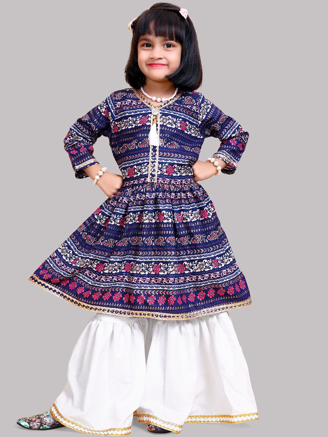 BAESD Girls Ethnic Motifs Printed Empire Gotta Patti Kurta with Sharara, Navy blue
BAESD Girls Ethnic Motifs Printed Empire Gotta Patti Kurta with Sharara, Navy blue
