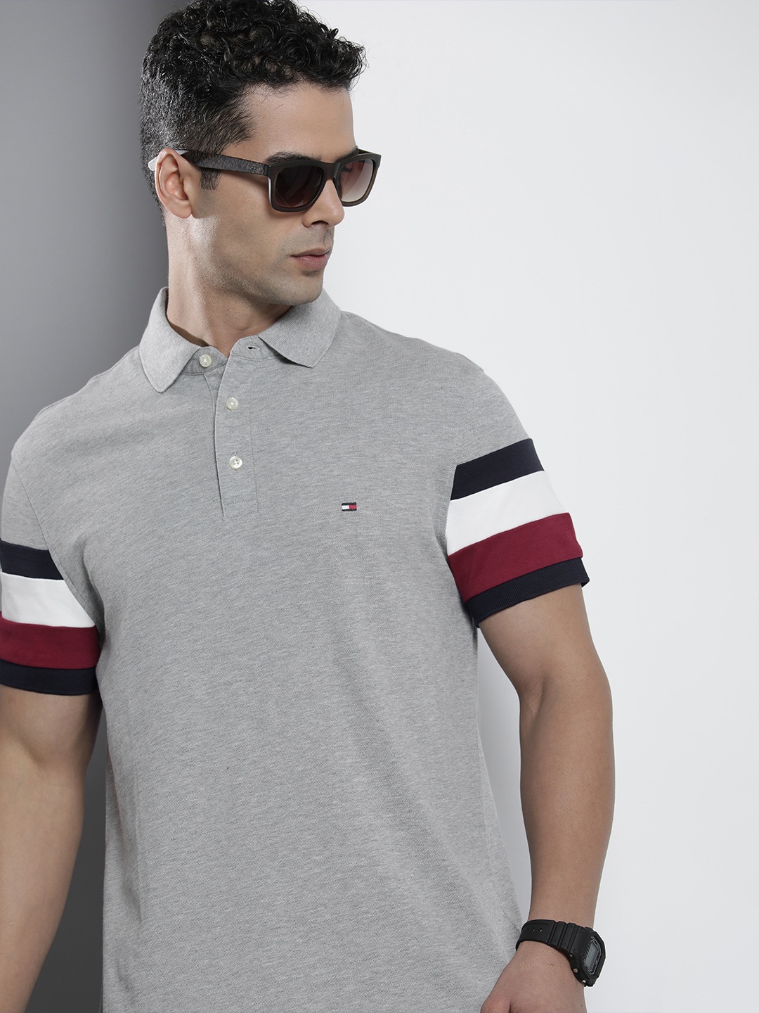 Tommy Hilfiger Men Placement Striped Polo Collar Pure Cotton Slim Fit T-shirt, Grey melange
Tommy Hilfiger Men Placement Striped Polo Collar Pure Cotton Slim Fit T-shirt, Grey melange