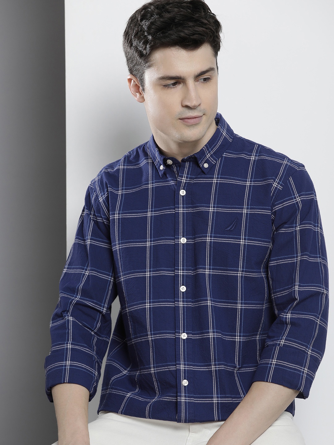 Nautica Slim Fit Tartan Checks Button-Down Collar Pure Cotton Casual Shirt, Navy blue
Nautica Slim Fit Tartan Checks Button-Down Collar Pure Cotton Casual Shirt, Navy blue