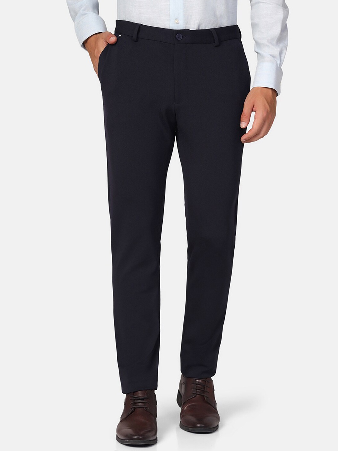 Blackberrys TechPro Men Phoenix Fit Skinny Fit Mid-Rise Easy Wash Formal Trousers, Navy blue
Blackberrys TechPro Men Phoenix Fit Skinny Fit Mid-Rise Easy Wash Formal Trousers, Navy blue