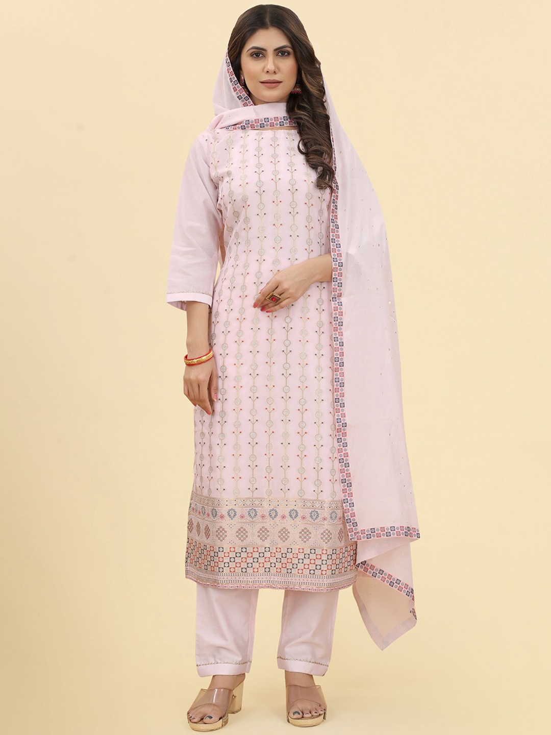 PREMROOP- THE STYLE YOU LOVE Ethnic Embroidered Regular Kurta with Trousers & Dupatta, Pink
PREMROOP- THE STYLE YOU LOVE Ethnic Embroidered Regular Kurta with Trousers & Dupatta, Pink
