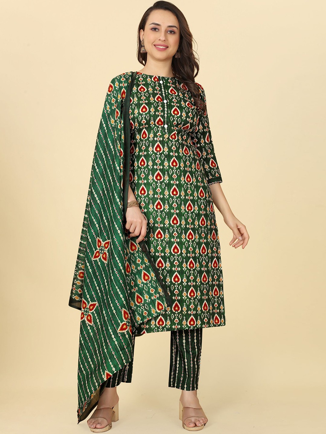 PREMROOP- THE STYLE YOU LOVE Ethnic Motifs Printed Regular Kurta with Trousers & Dupatta, Green
PREMROOP- THE STYLE YOU LOVE Ethnic Motifs Printed Regular Kurta with Trousers & Dupatta, Green
