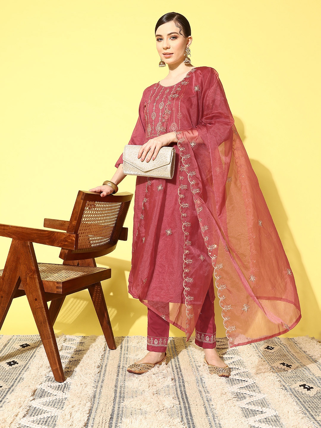 SheWill Women Ethnic Motifs Embroidered Sequinned Kurta with Trousers & With Dupatta, Pink
SheWill Women Ethnic Motifs Embroidered Sequinned Kurta with Trousers & With Dupatta, Pink
