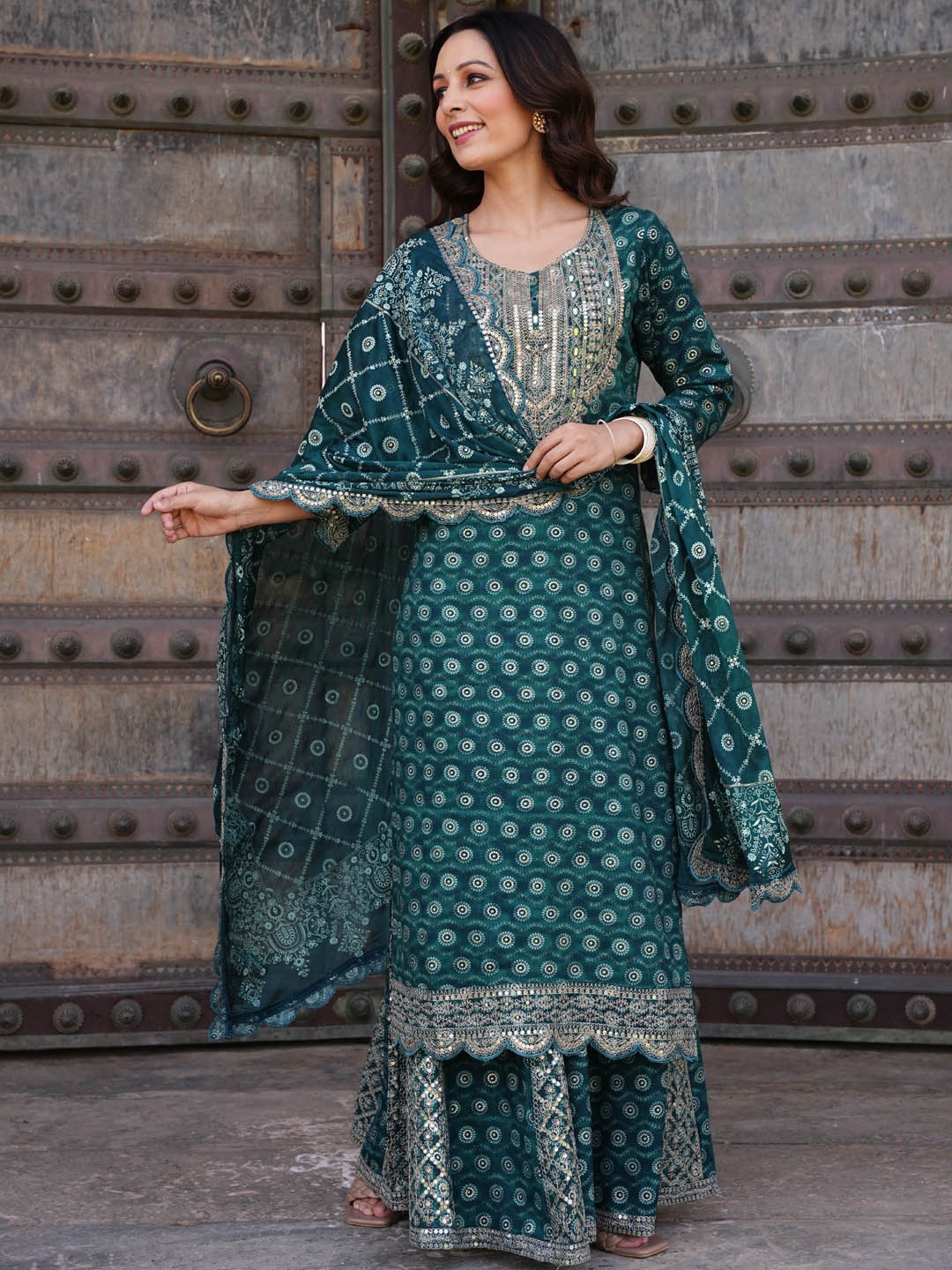Meena Bazaar Ethnic Motifs Sequinned Detail Kurta & Sharara with Dupatta, Green
Meena Bazaar Ethnic Motifs Sequinned Detail Kurta & Sharara with Dupatta, Green